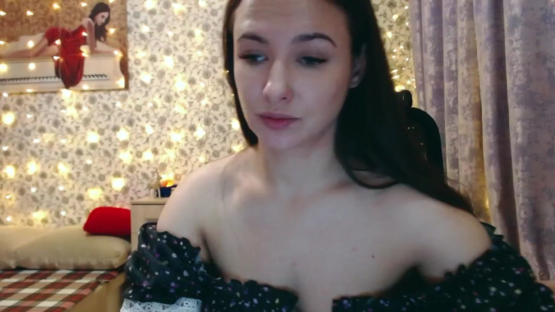 Gallery image thumbnail from RosieRosa's myfreecams stream on, 12/10/2024, 15:15 image 14 of 20