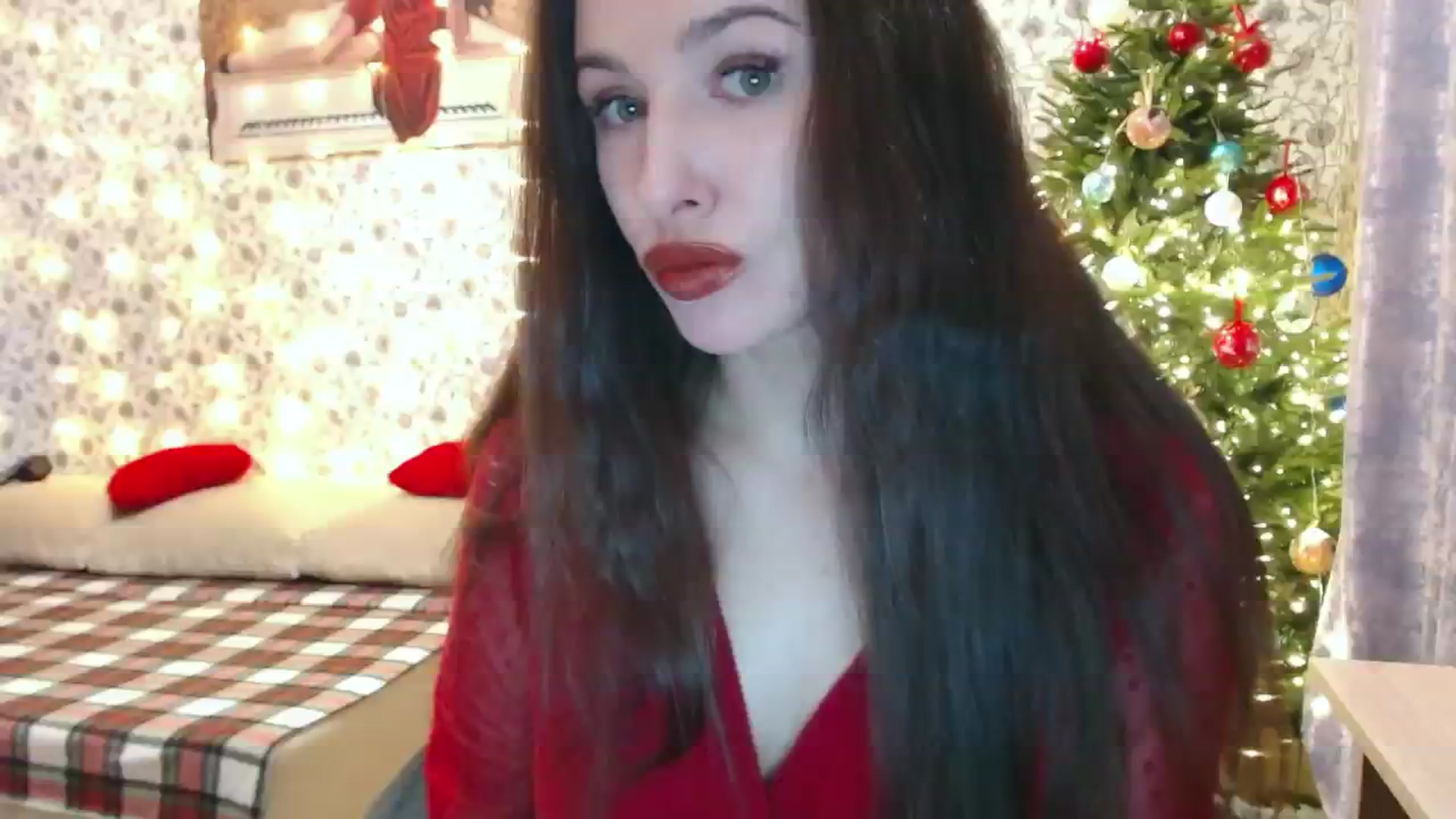 Gallery image thumbnail from RosieRosa's myfreecams stream on, 12/18/2024, 07:08 image 5 of 20