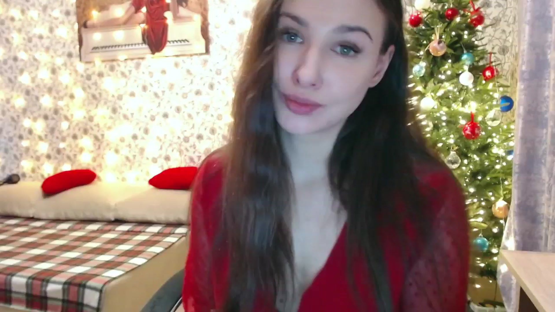 Gallery image thumbnail from RosieRosa's myfreecams stream on, 12/18/2024, 07:08 image 1 of 20