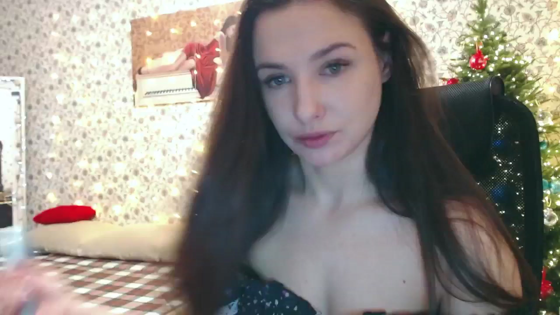Gallery image thumbnail from RosieRosa's myfreecams stream on, 12/26/2024, 06:35 image 13 of 20