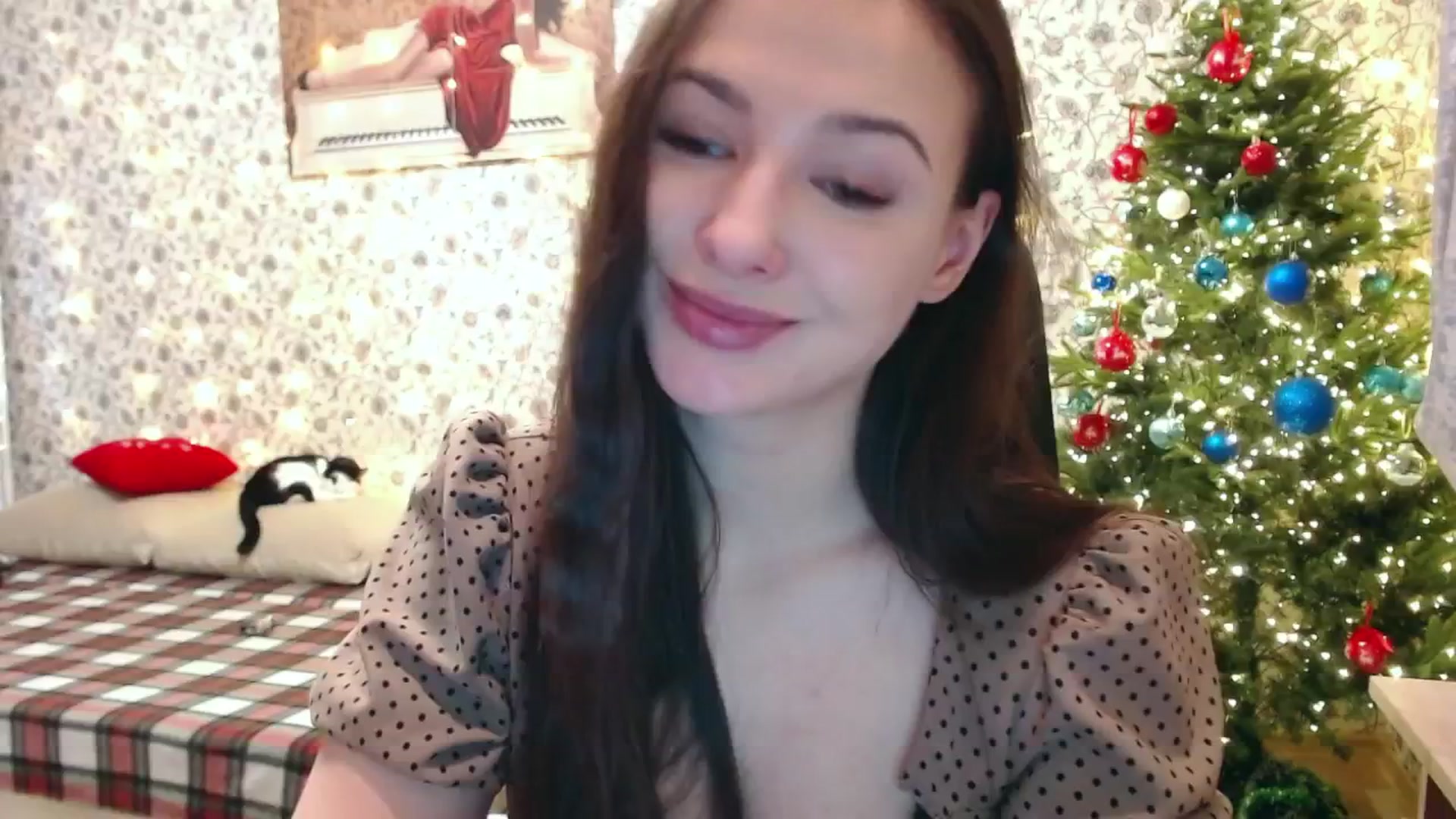 Gallery image thumbnail from RosieRosa's myfreecams stream on, 01/06/2025, 06:31 image 14 of 20
