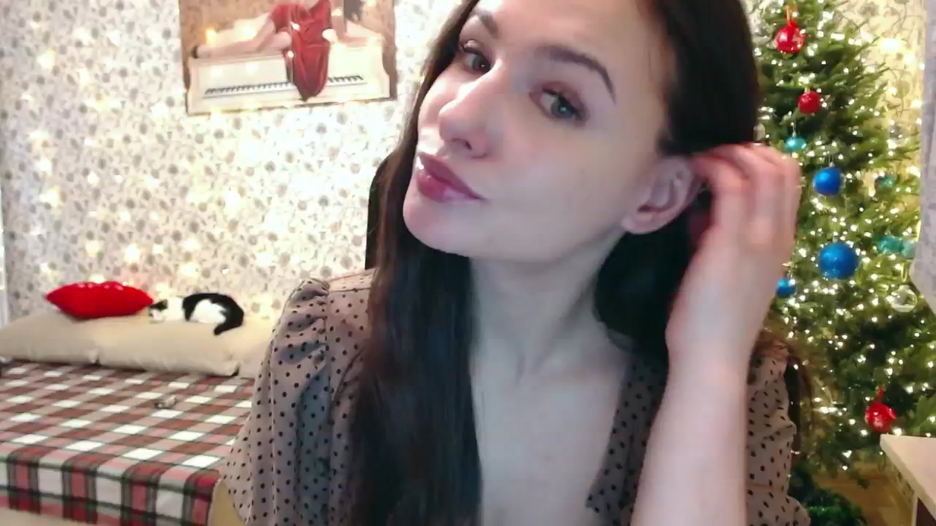 Gallery image thumbnail from RosieRosa's myfreecams stream on, 01/06/2025, 06:31 image 4 of 20