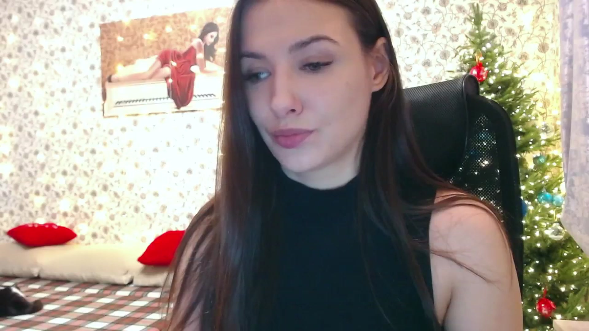 Gallery image thumbnail from RosieRosa's myfreecams stream on, 01/07/2025, 14:26 image 6 of 20