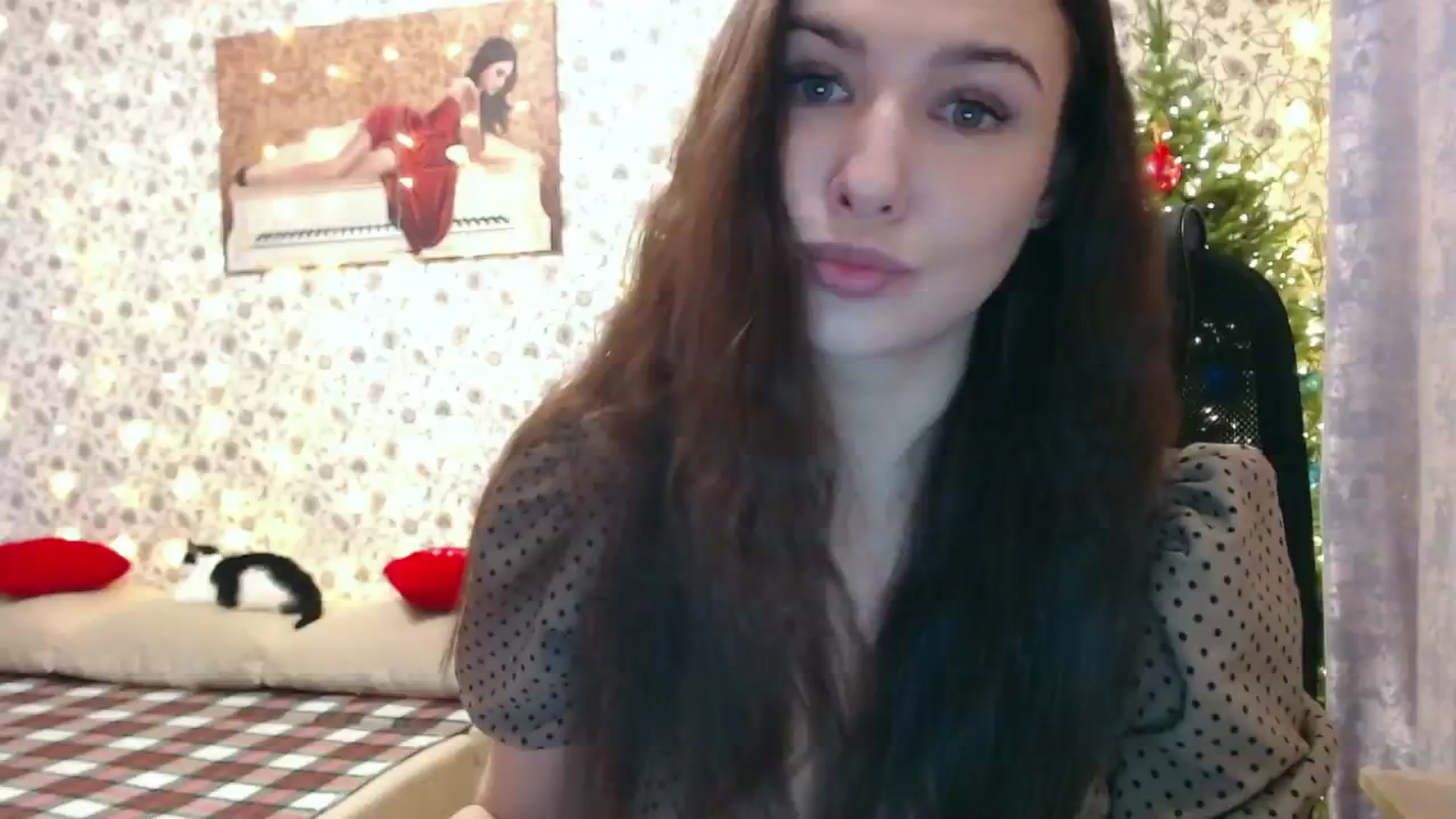 Gallery image thumbnail from RosieRosa's myfreecams stream on, 01/13/2025, 05:16 image 16 of 20