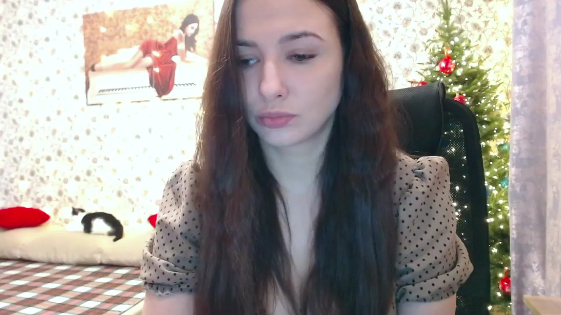 Gallery image thumbnail from RosieRosa's myfreecams stream on, 01/13/2025, 05:16 image 8 of 20