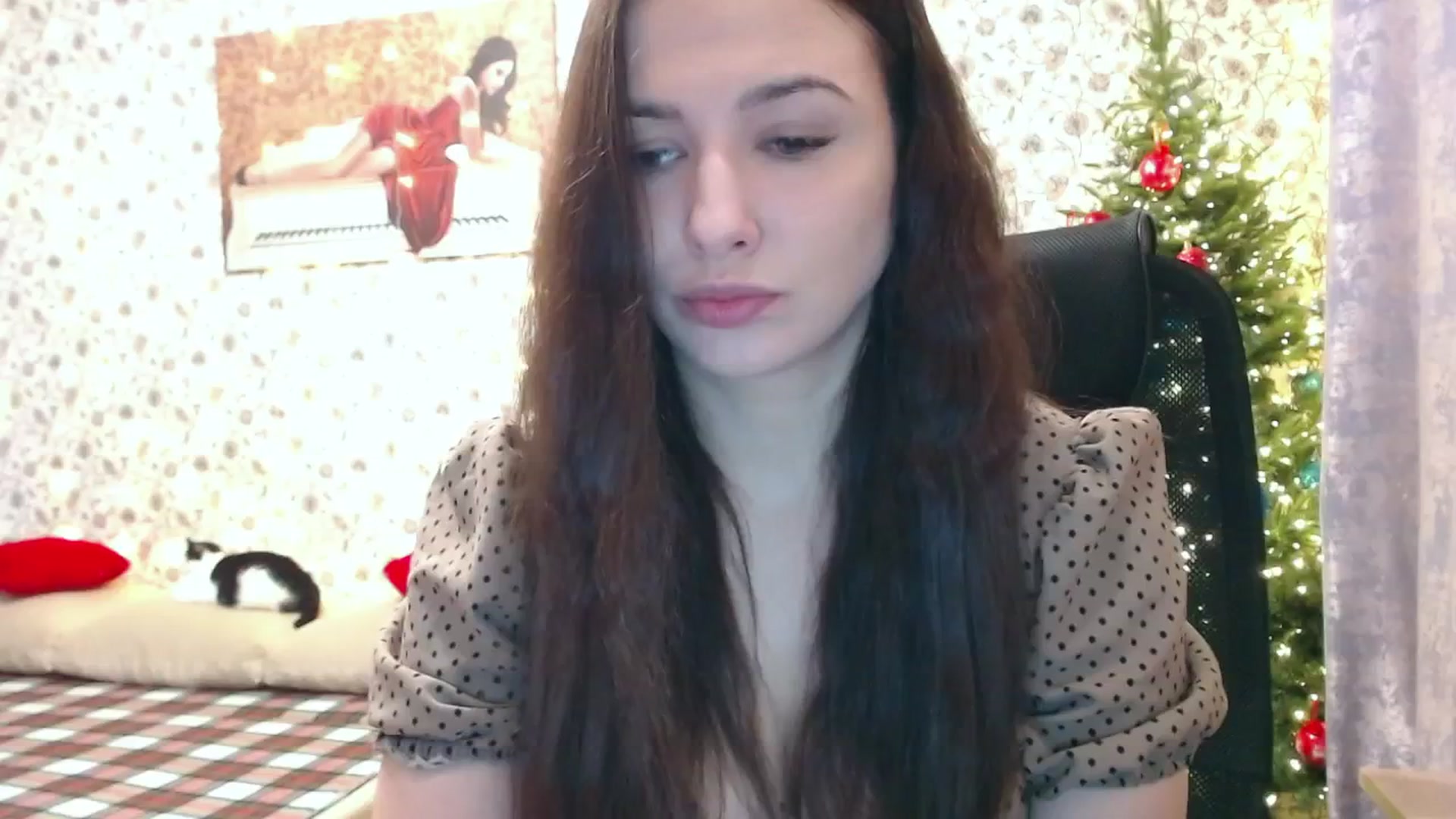 Gallery image thumbnail from RosieRosa's myfreecams stream on, 01/13/2025, 05:16 image 9 of 20