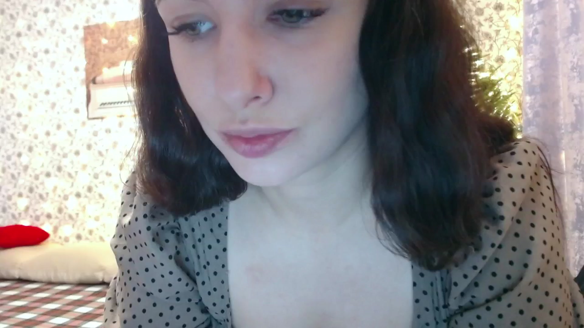 Gallery image thumbnail from RosieRosa's myfreecams stream on, 01/13/2025, 05:16 image 1 of 20