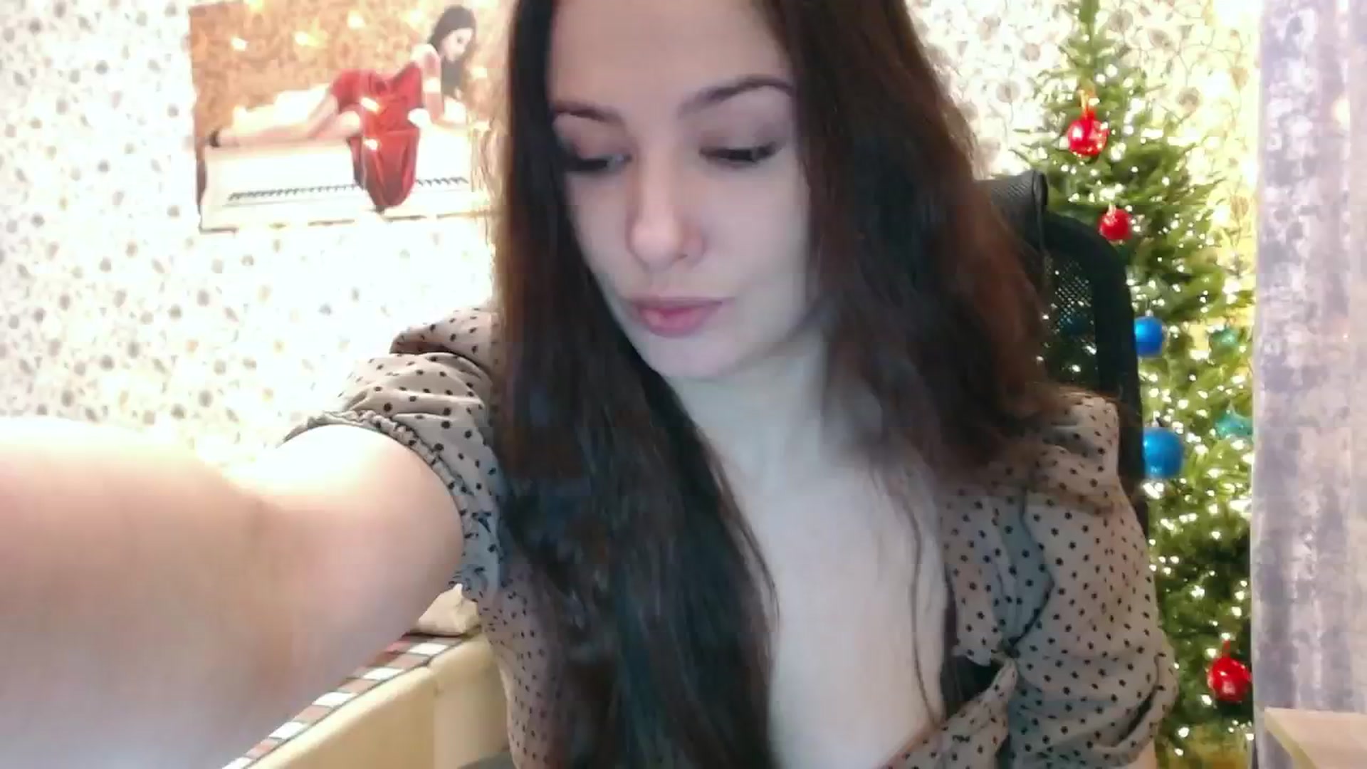 Gallery image thumbnail from RosieRosa's myfreecams stream on, 01/13/2025, 06:48 image 6 of 20