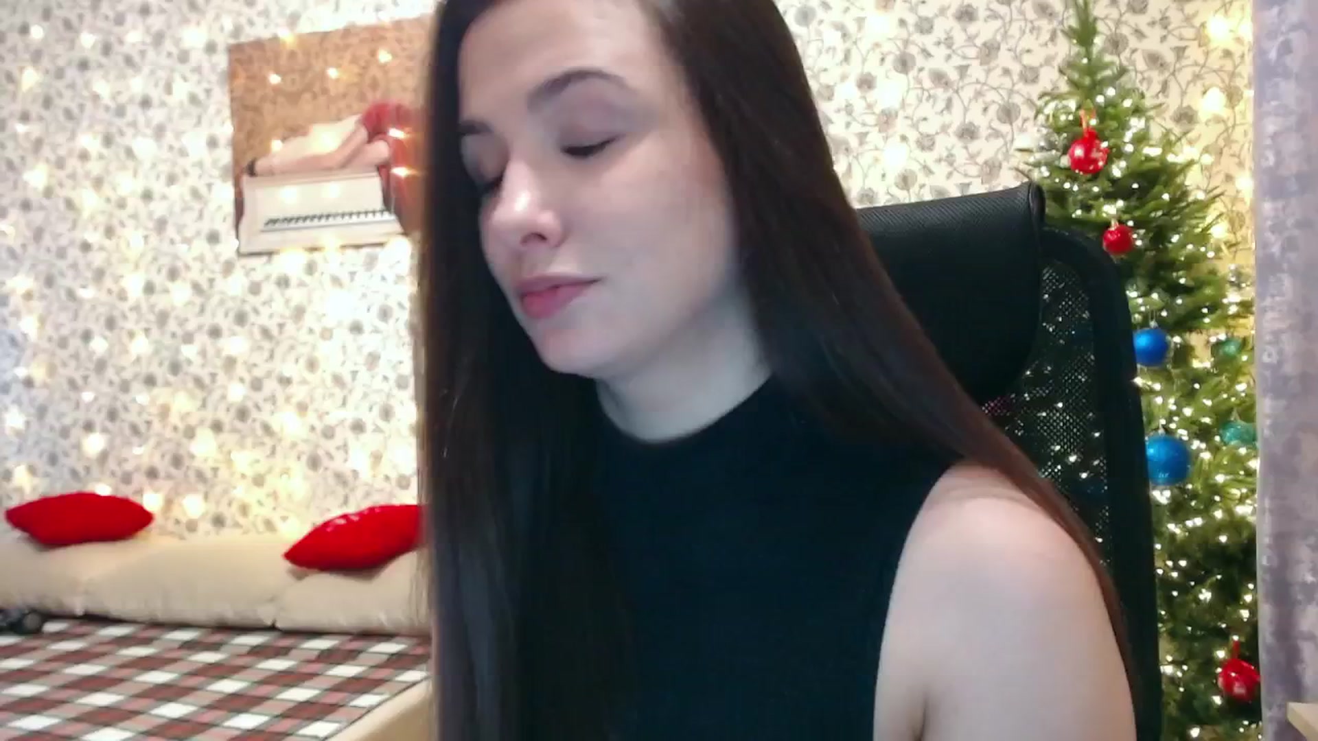 Gallery image thumbnail from RosieRosa's myfreecams stream on, 01/14/2025, 15:04 image 13 of 20