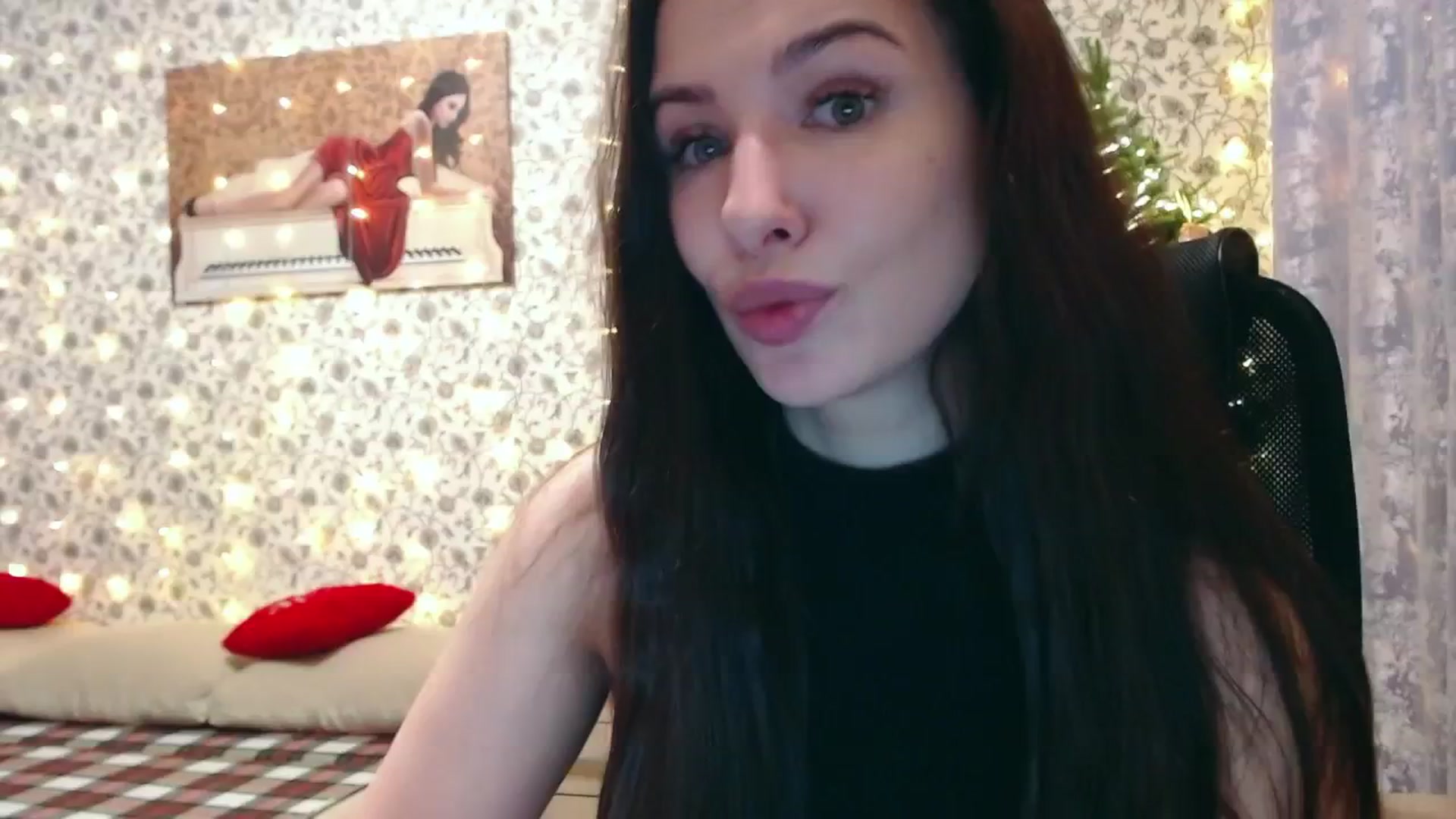 Gallery image thumbnail from RosieRosa's myfreecams stream on, 01/17/2025, 05:19 image 11 of 20