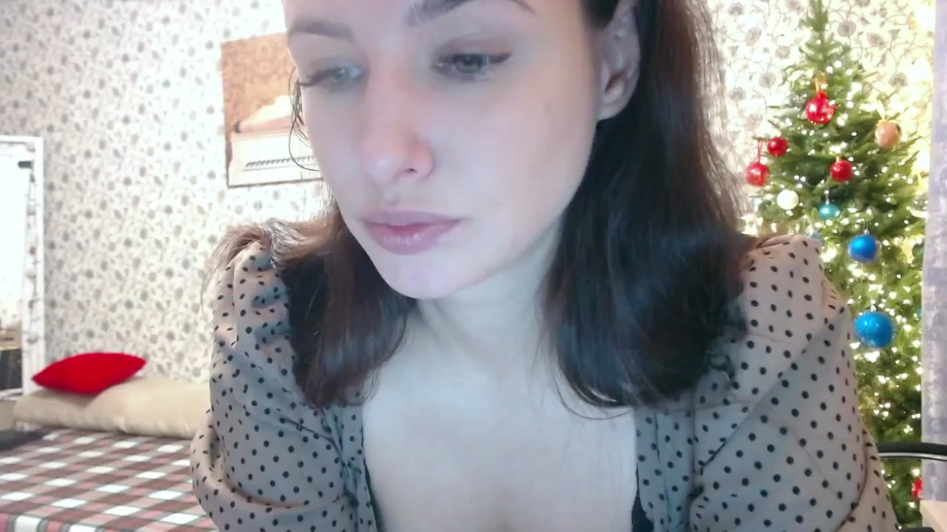 Gallery image thumbnail from RosieRosa's myfreecams stream on, 01/20/2025, 05:10 image 18 of 20