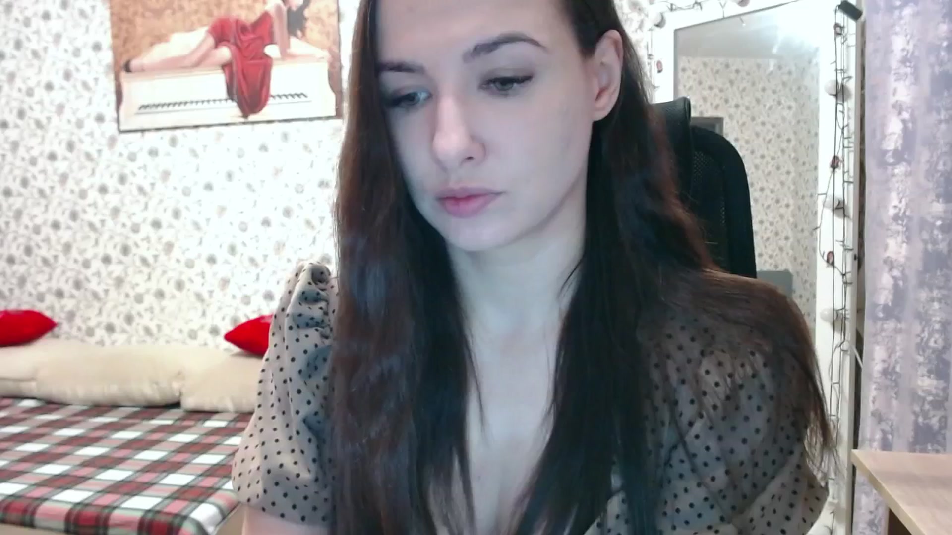 Gallery image thumbnail from RosieRosa's myfreecams stream on, 02/03/2025, 04:32 image 2 of 20