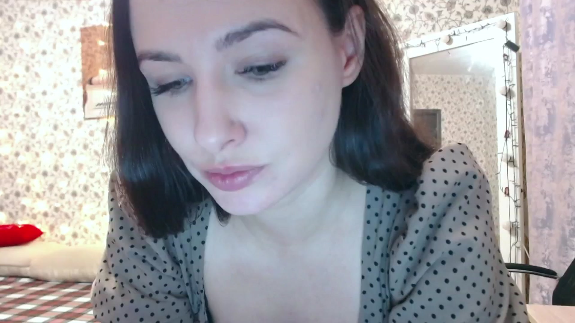Gallery image thumbnail from RosieRosa's myfreecams stream on, 02/03/2025, 05:07 image 1 of 20
