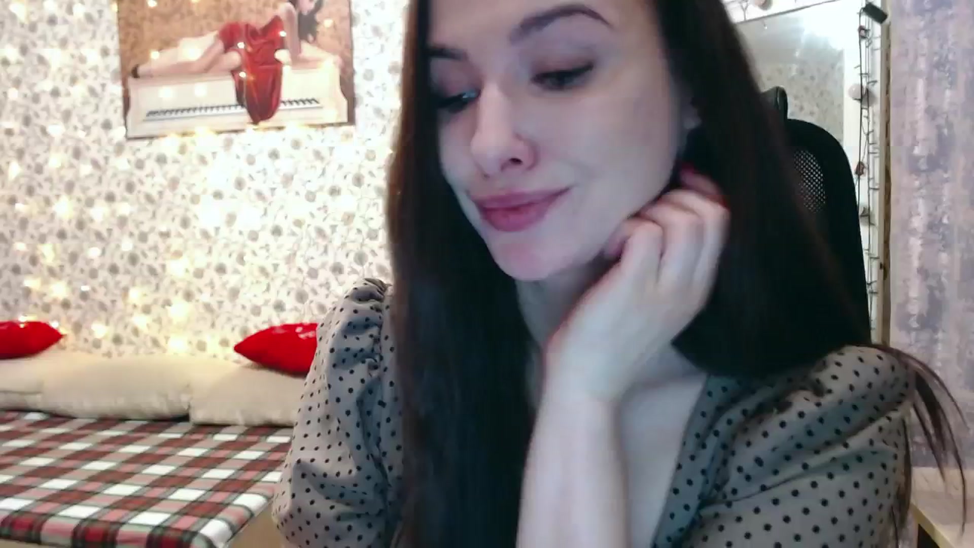 Gallery image thumbnail from RosieRosa's myfreecams stream on, 02/03/2025, 05:52 image 4 of 20