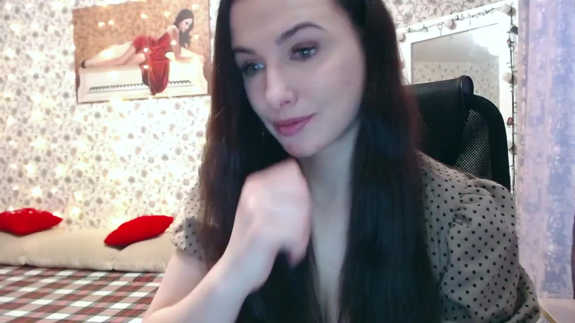 Gallery image thumbnail from RosieRosa's myfreecams stream on, 02/17/2025, 06:18 image 12 of 20