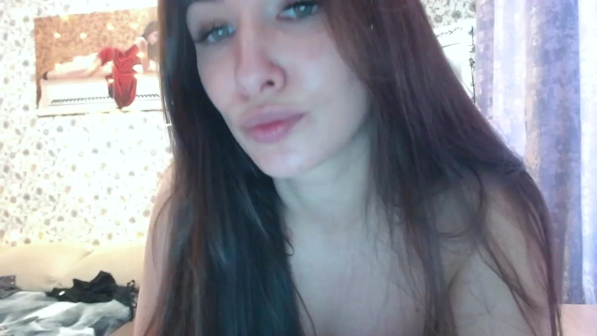 Gallery image thumbnail from RosieRosa's myfreecams stream on, 07/06/2025, 13:46 image 7 of 20