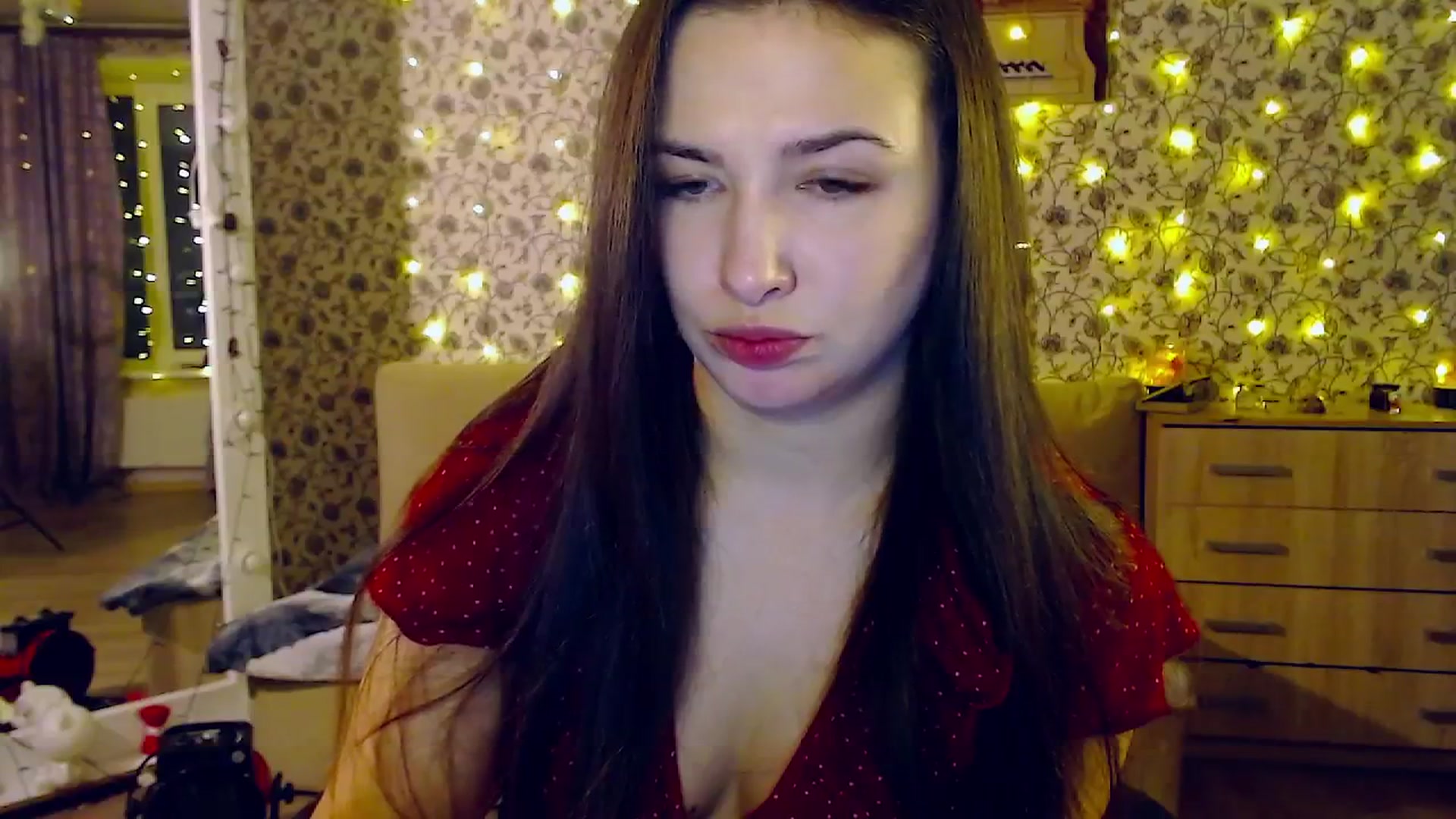 Gallery image thumbnail from RosieRosa's myfreecams stream on, 12/03/2025, 14:03 image 7 of 20