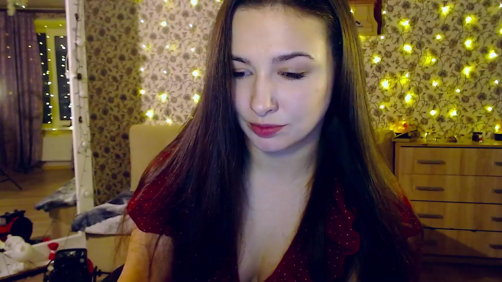 Gallery image thumbnail from RosieRosa's myfreecams stream on, 12/03/2025, 14:03 image 2 of 20