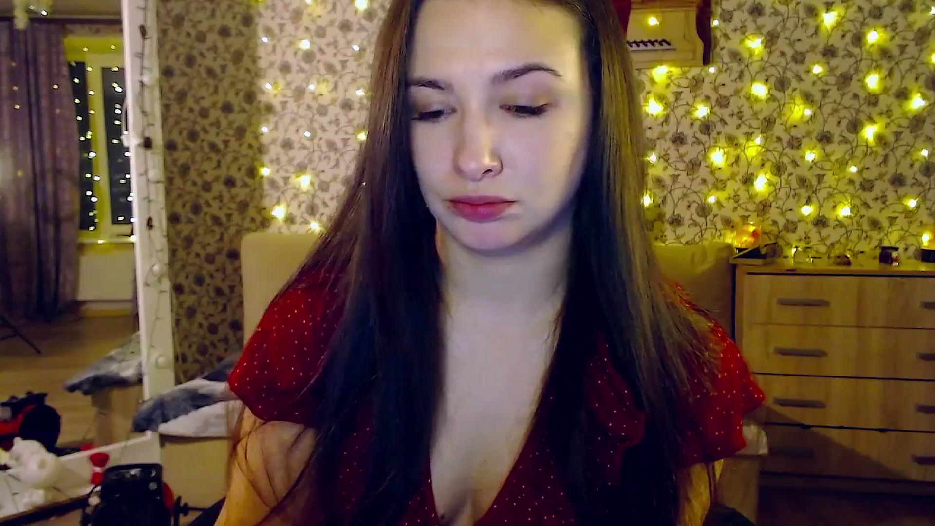 Gallery image thumbnail from RosieRosa's myfreecams stream on, 12/03/2025, 14:03 image 6 of 20