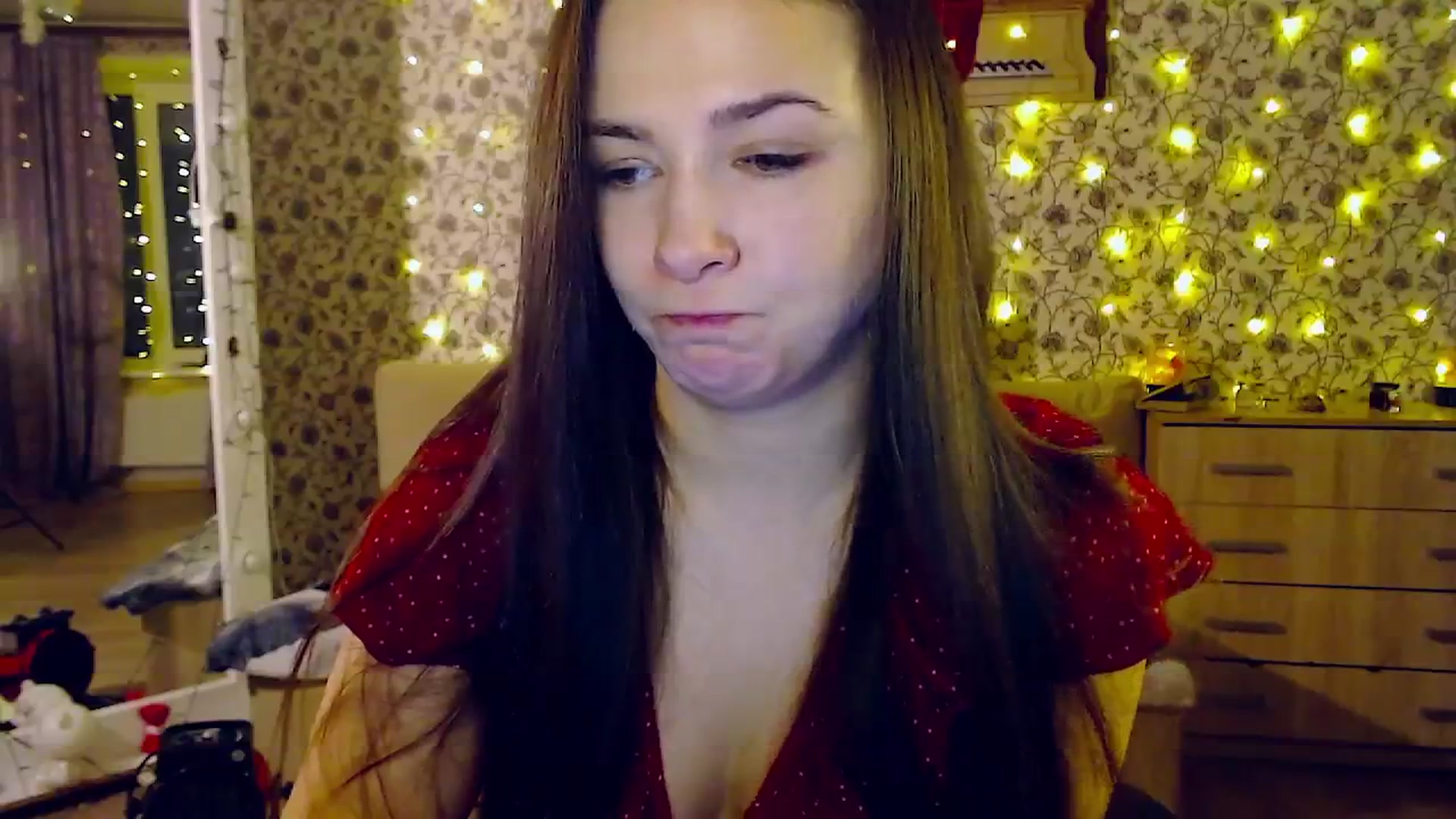 Gallery image thumbnail from RosieRosa's myfreecams stream on, 12/03/2025, 14:03 image 8 of 20