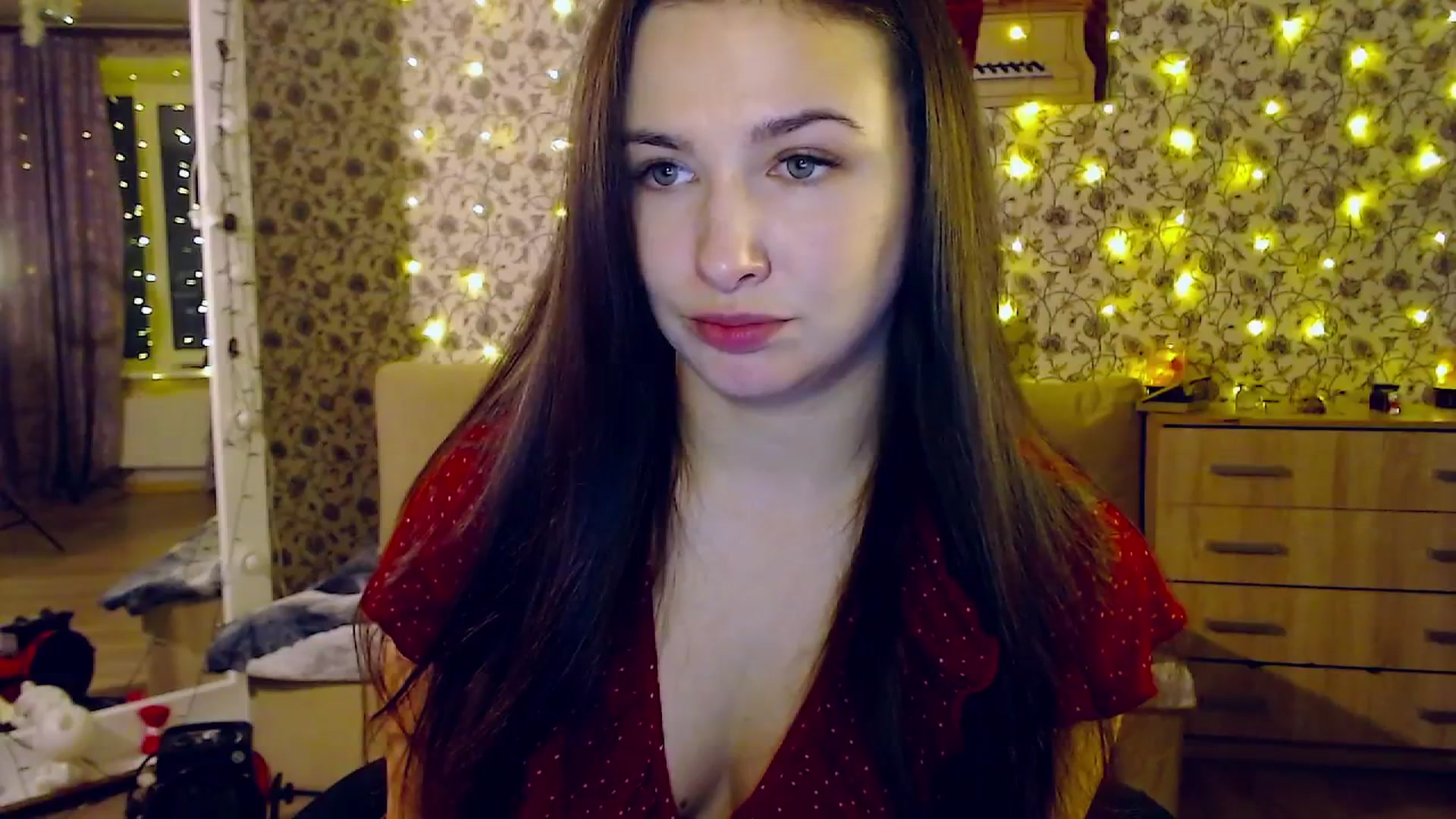 Gallery image thumbnail from RosieRosa's myfreecams stream on, 12/03/2025, 14:03 image 5 of 20
