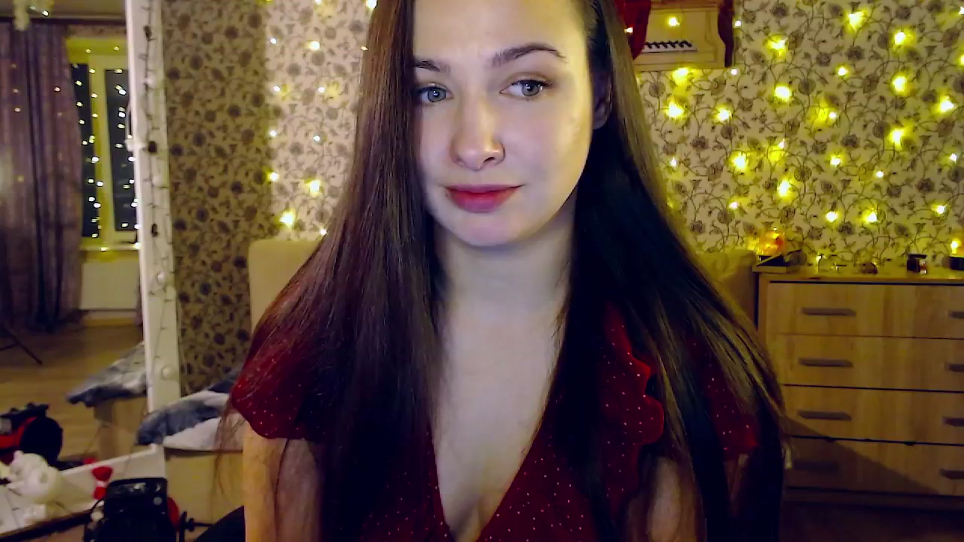 Gallery image thumbnail from RosieRosa's myfreecams stream on, 12/03/2025, 14:03 image 1 of 20