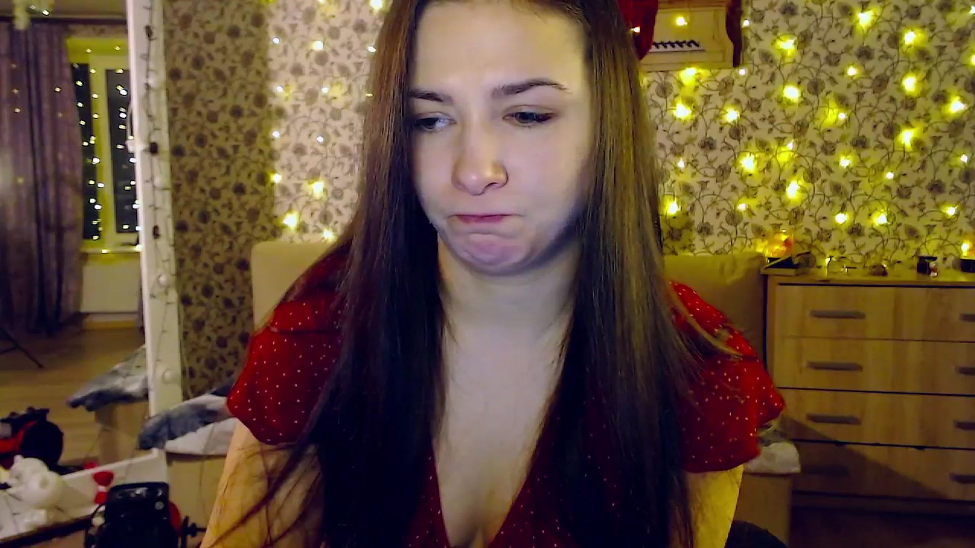 Gallery image thumbnail from RosieRosa's myfreecams stream on, 12/03/2025, 14:03 image 13 of 20
