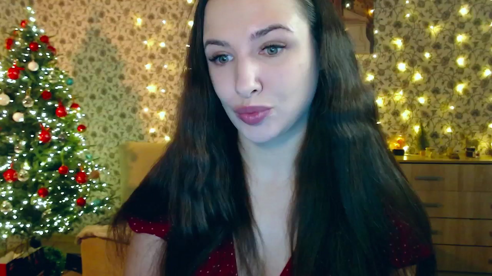 Gallery image thumbnail from RosieRosa's myfreecams stream on, 12/25/2025, 04:33 image 8 of 20