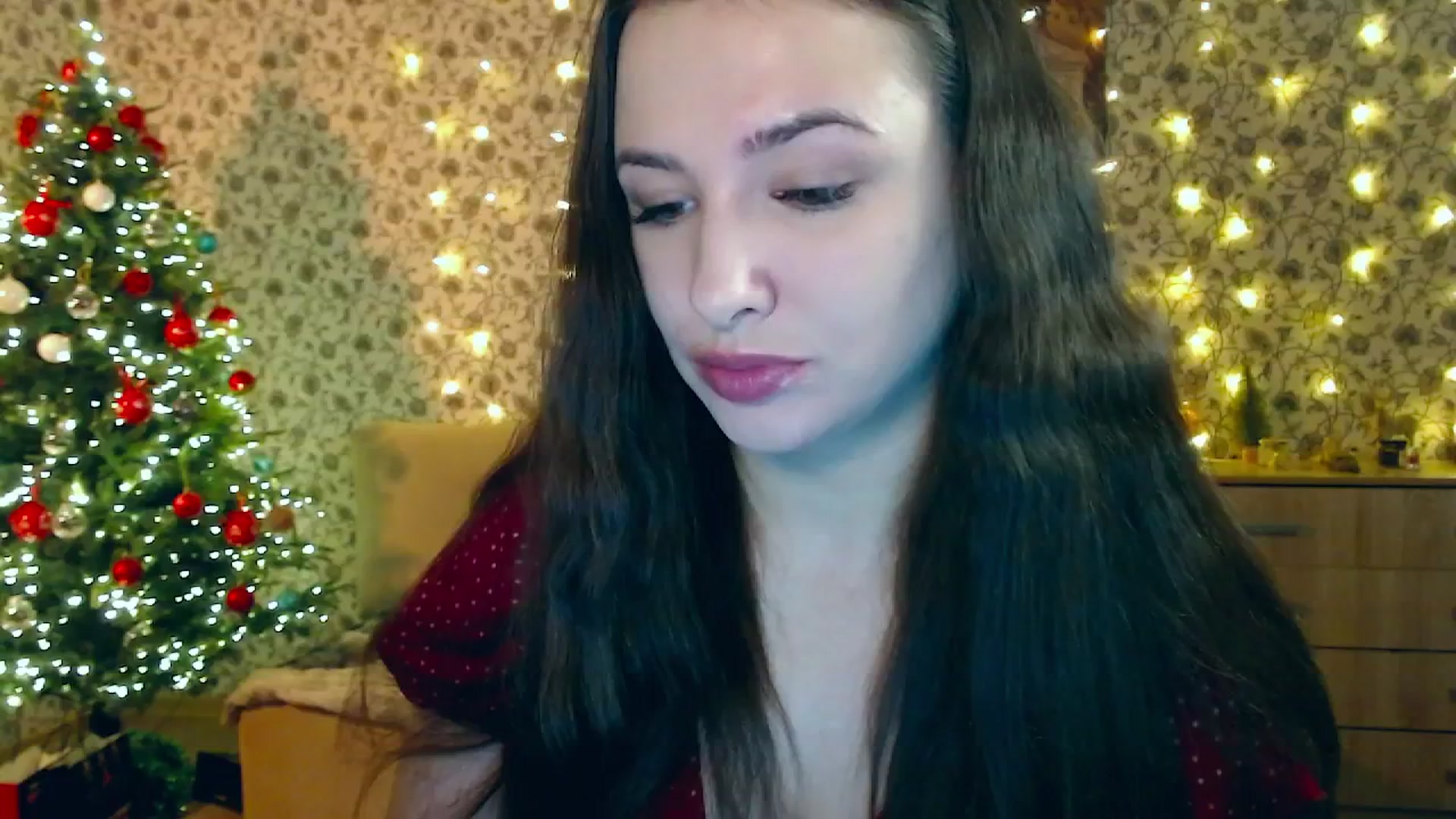 Gallery image thumbnail from RosieRosa's myfreecams stream on, 12/25/2025, 04:33 image 12 of 20