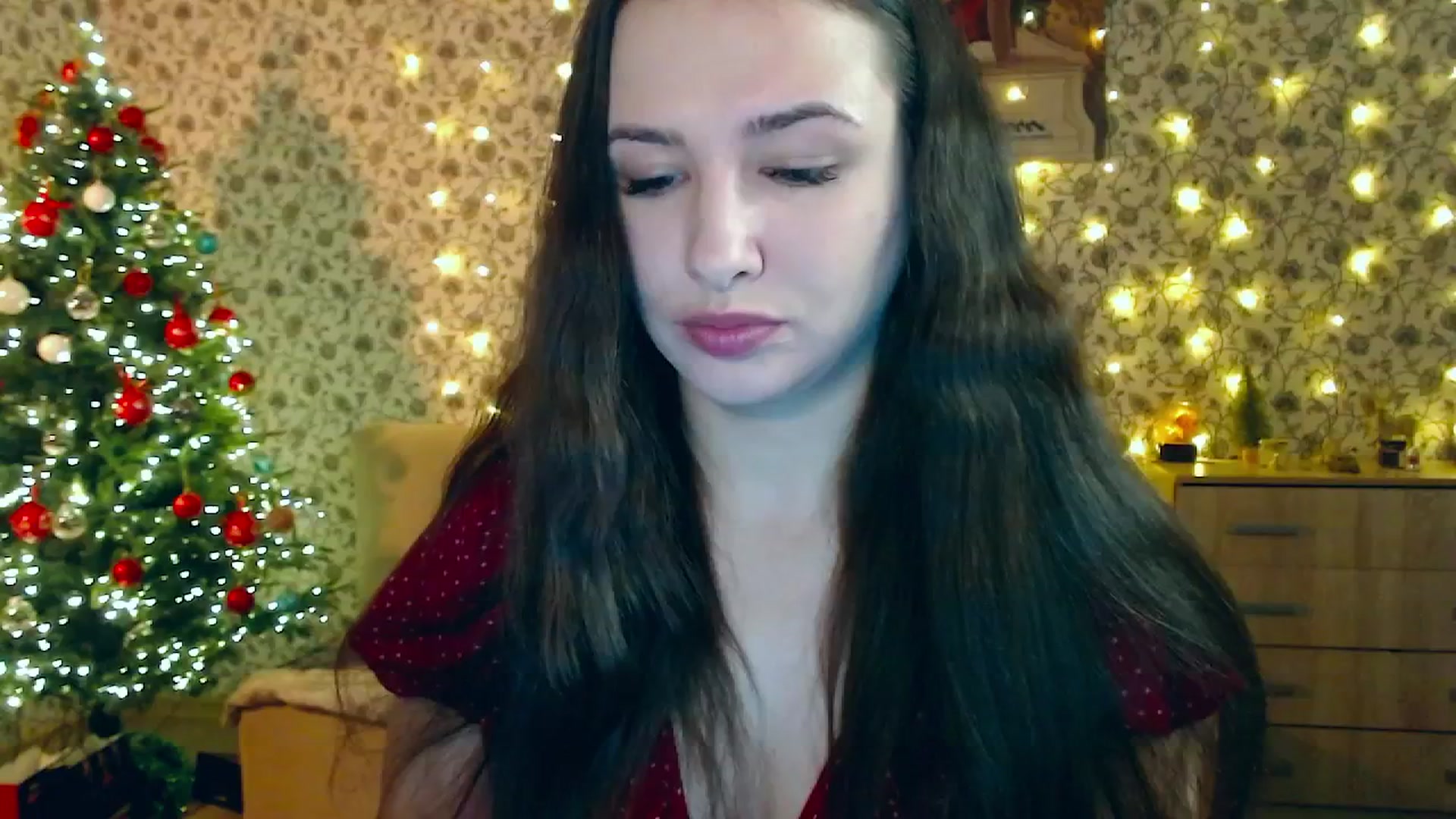 Gallery image thumbnail from RosieRosa's myfreecams stream on, 12/25/2025, 04:33 image 13 of 20