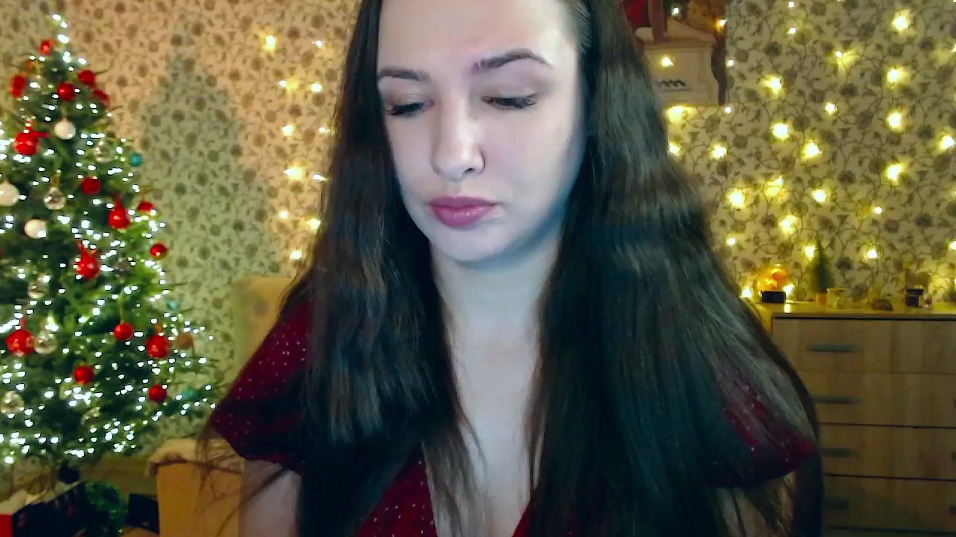 Gallery image thumbnail from RosieRosa's myfreecams stream on, 12/25/2025, 04:33 image 11 of 20