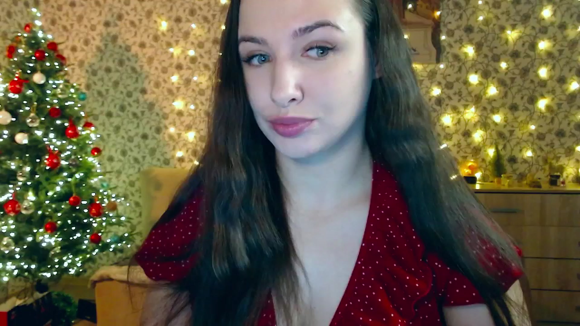 Gallery image thumbnail from RosieRosa's myfreecams stream on, 12/25/2025, 04:33 image 15 of 20