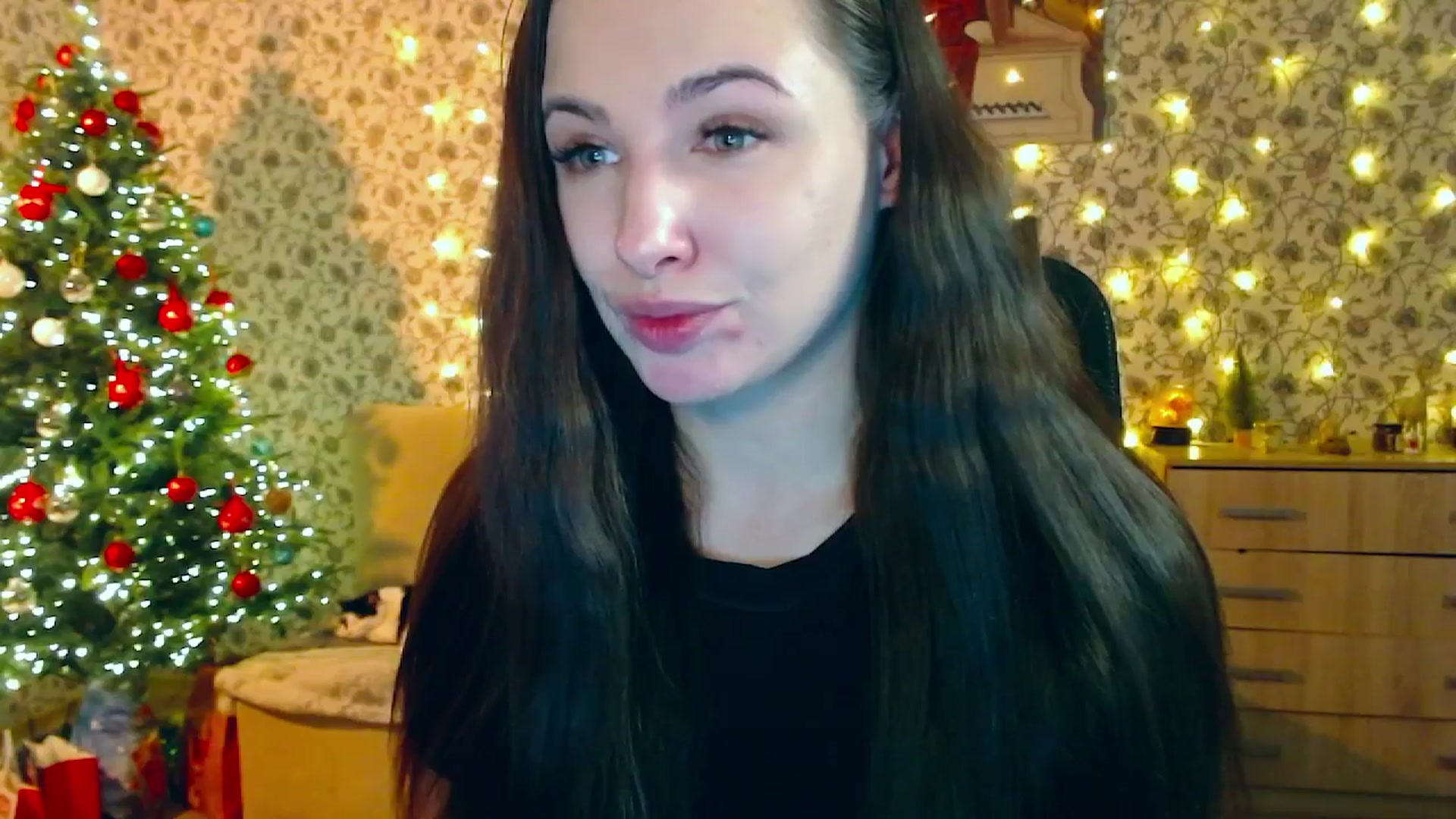 Gallery image thumbnail from RosieRosa's myfreecams stream on, 12/30/2025, 06:38 image 20 of 20