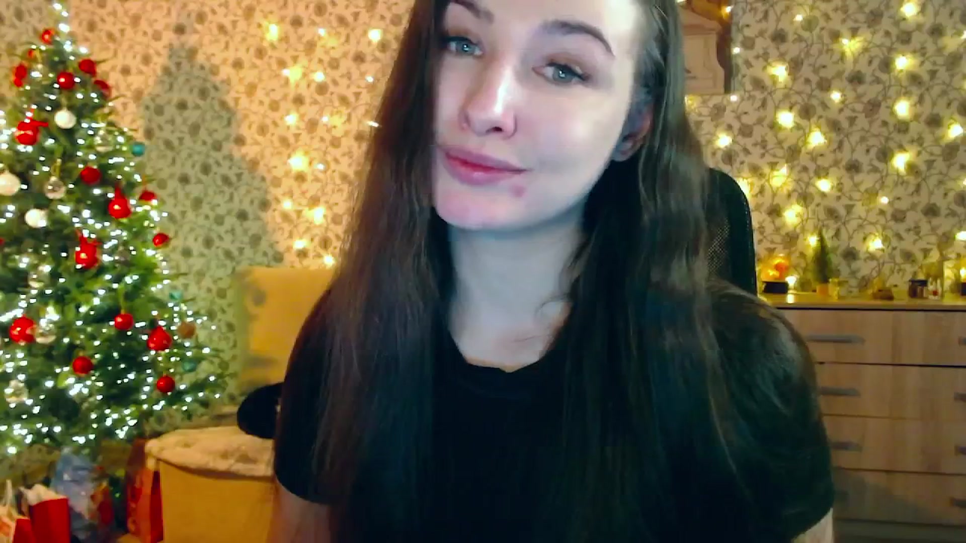 Gallery image thumbnail from RosieRosa's myfreecams stream on, 12/30/2025, 06:59 image 18 of 20