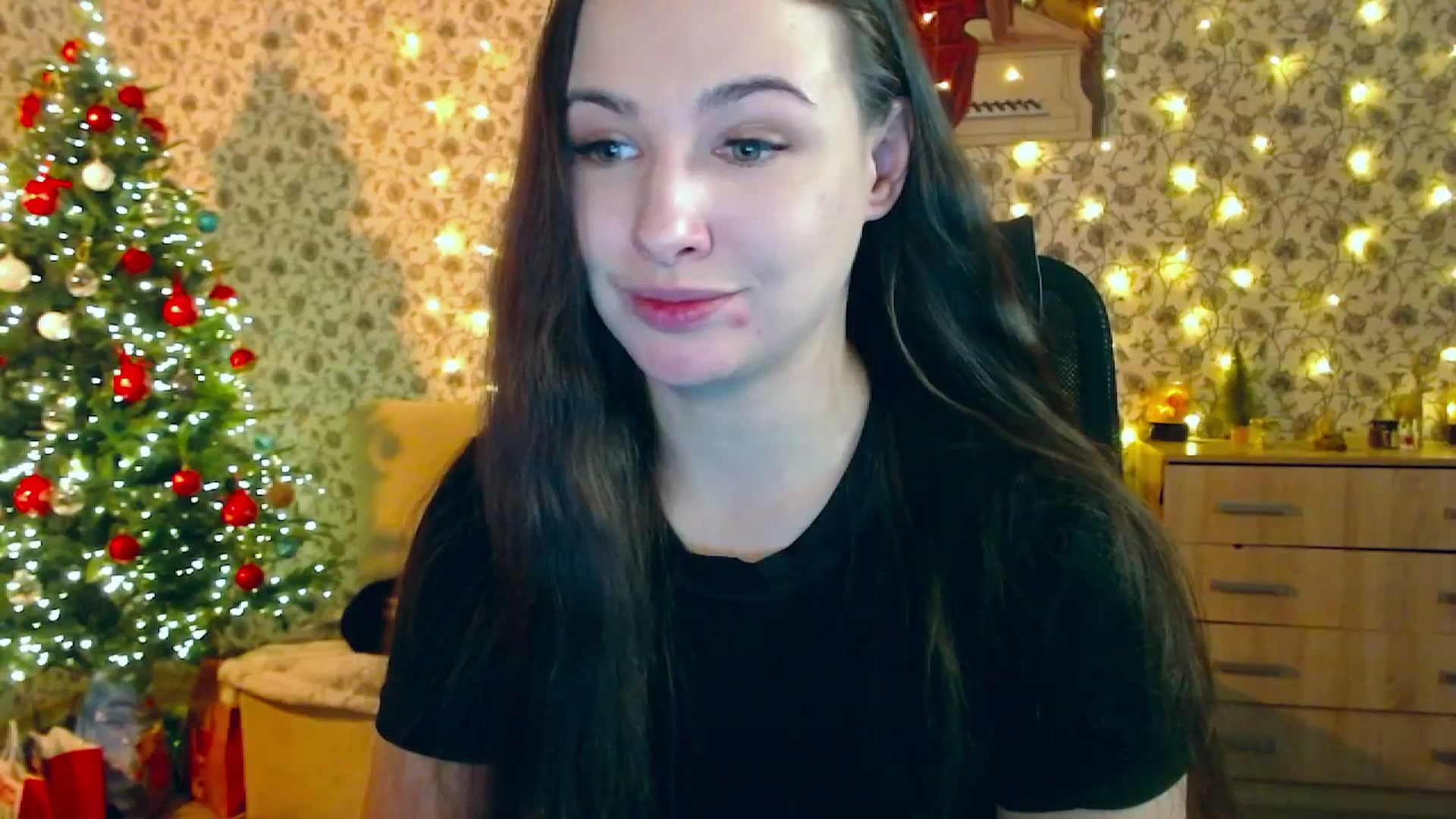 Gallery image thumbnail from RosieRosa's myfreecams stream on, 12/30/2025, 06:59 image 3 of 20