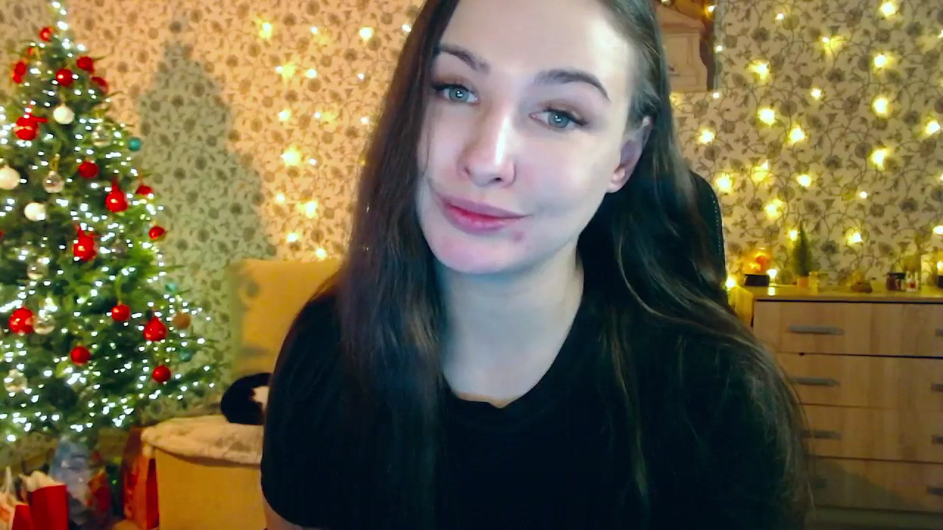 Gallery image thumbnail from RosieRosa's myfreecams stream on, 12/30/2025, 06:59 image 2 of 20