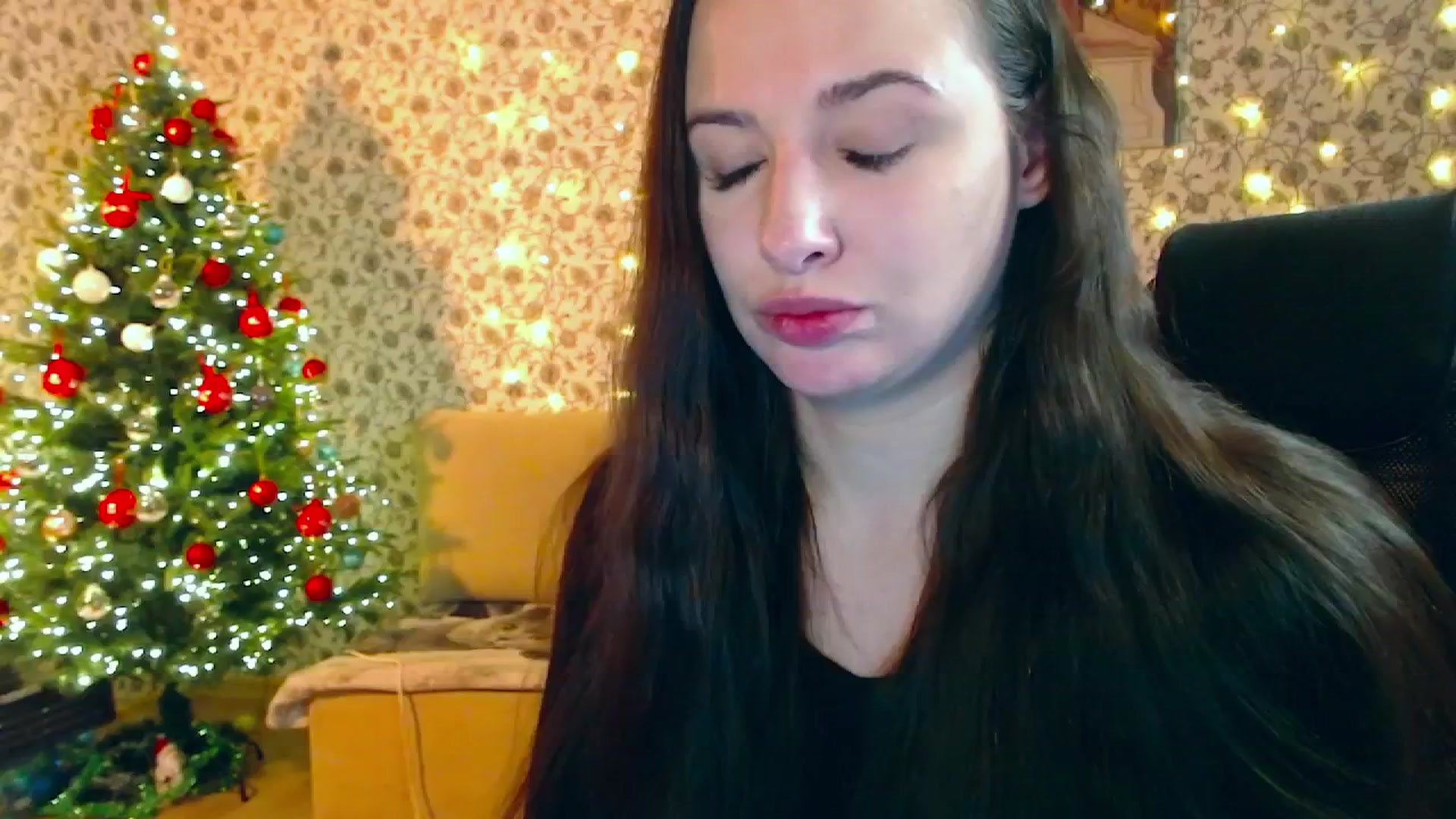 Gallery image thumbnail from RosieRosa's myfreecams stream on, 01/06/2026, 07:44 image 5 of 20
