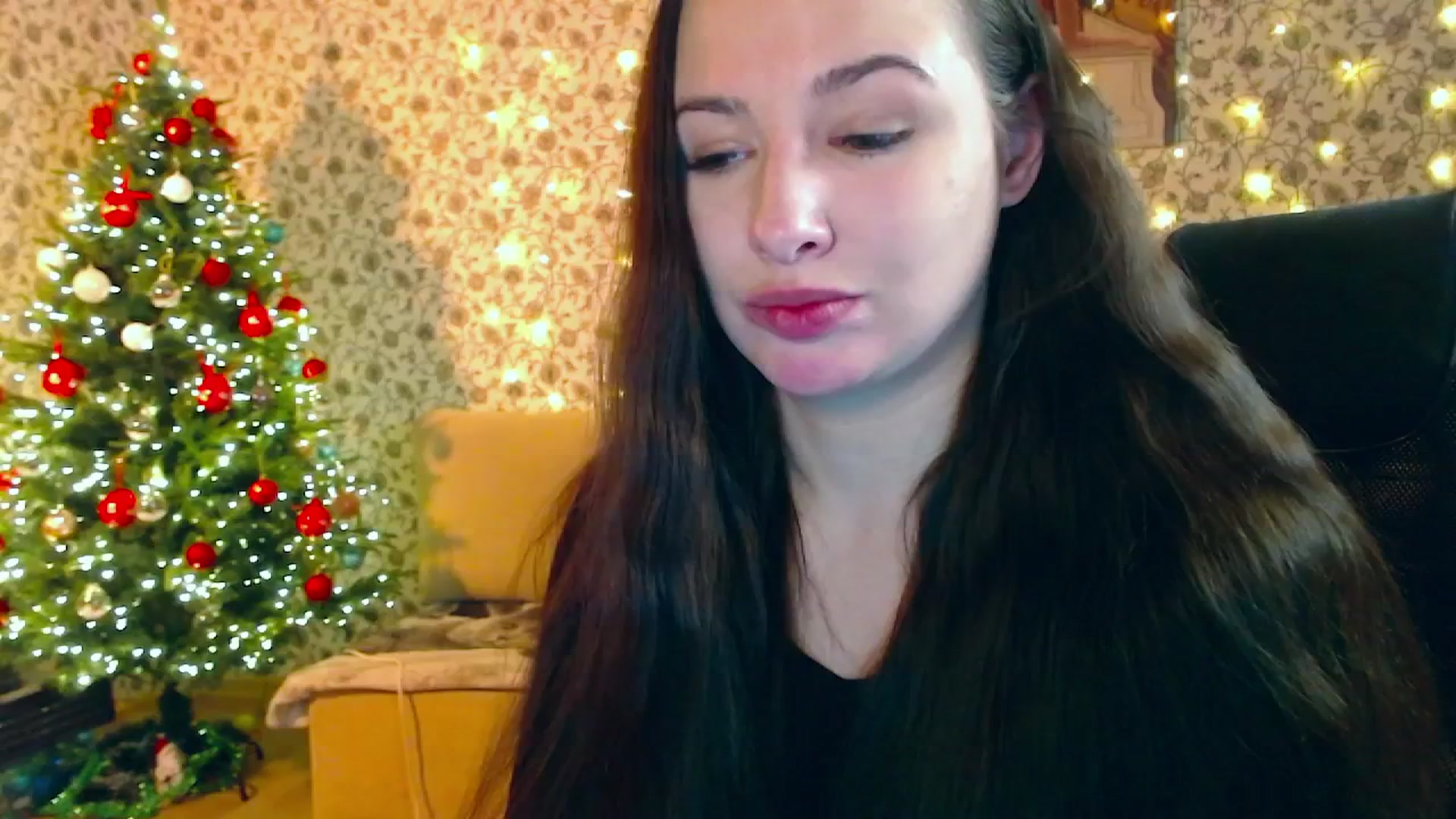 Gallery image thumbnail from RosieRosa's myfreecams stream on, 01/06/2026, 07:44 image 4 of 20