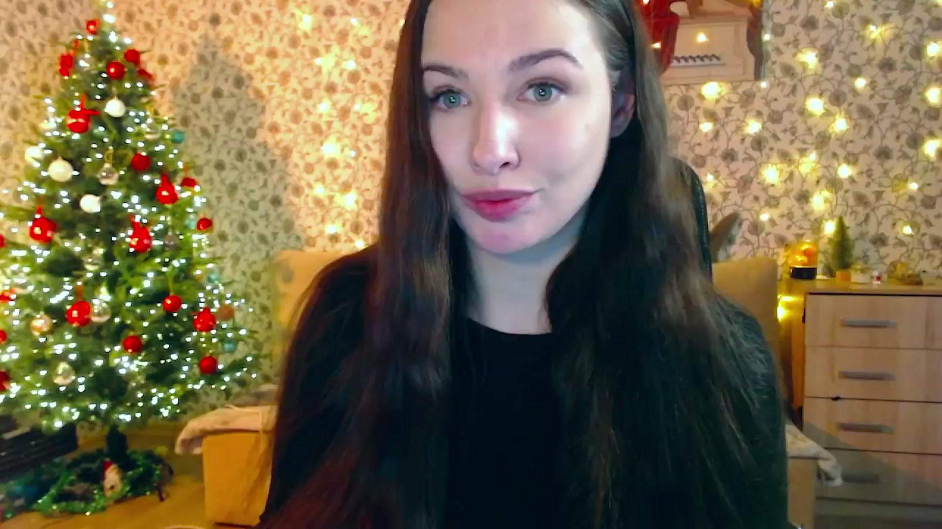 Gallery image thumbnail from RosieRosa's myfreecams stream on, 01/06/2026, 07:44 image 9 of 20
