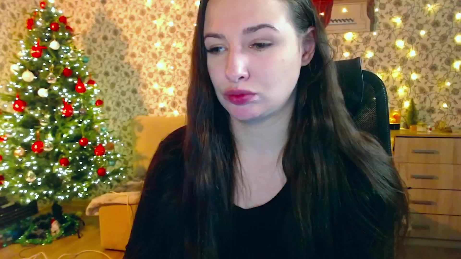 Gallery image thumbnail from RosieRosa's myfreecams stream on, 01/06/2026, 07:44 image 1 of 20