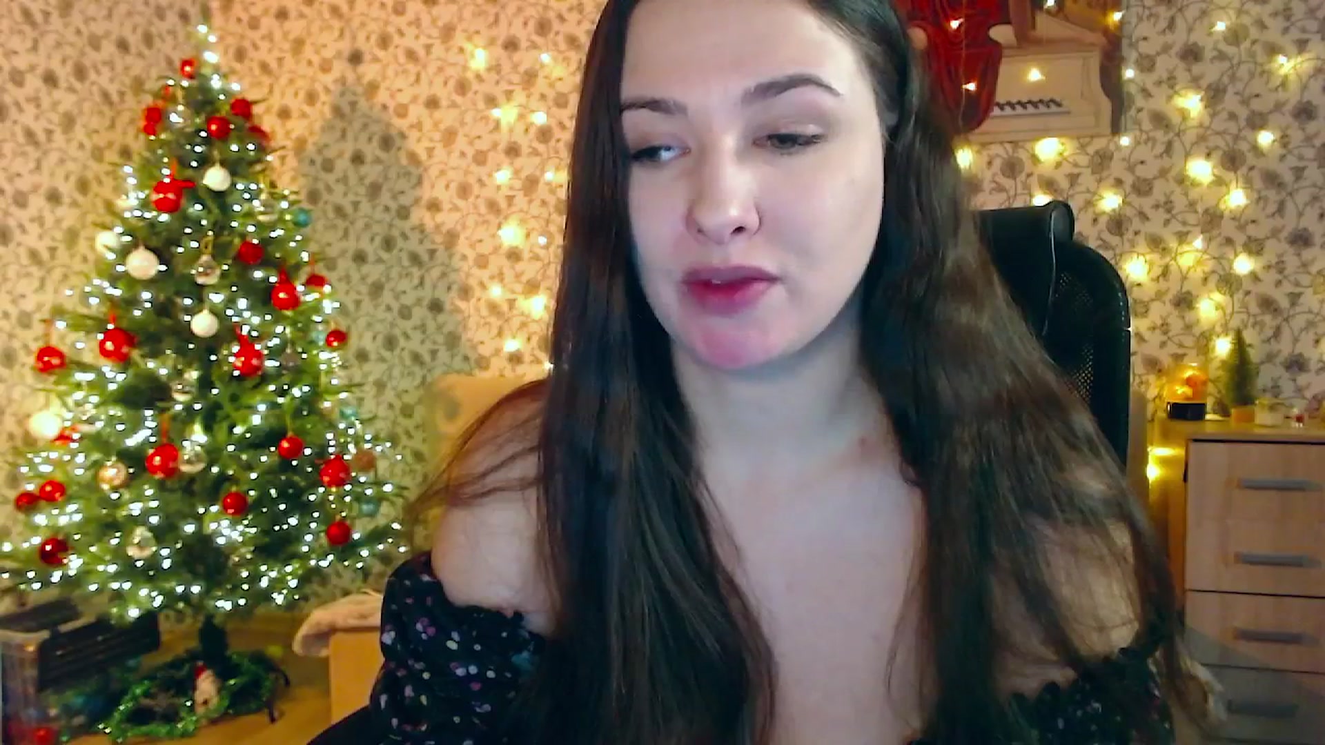 Gallery image thumbnail from RosieRosa's myfreecams stream on, 01/08/2026, 07:31 image 12 of 20