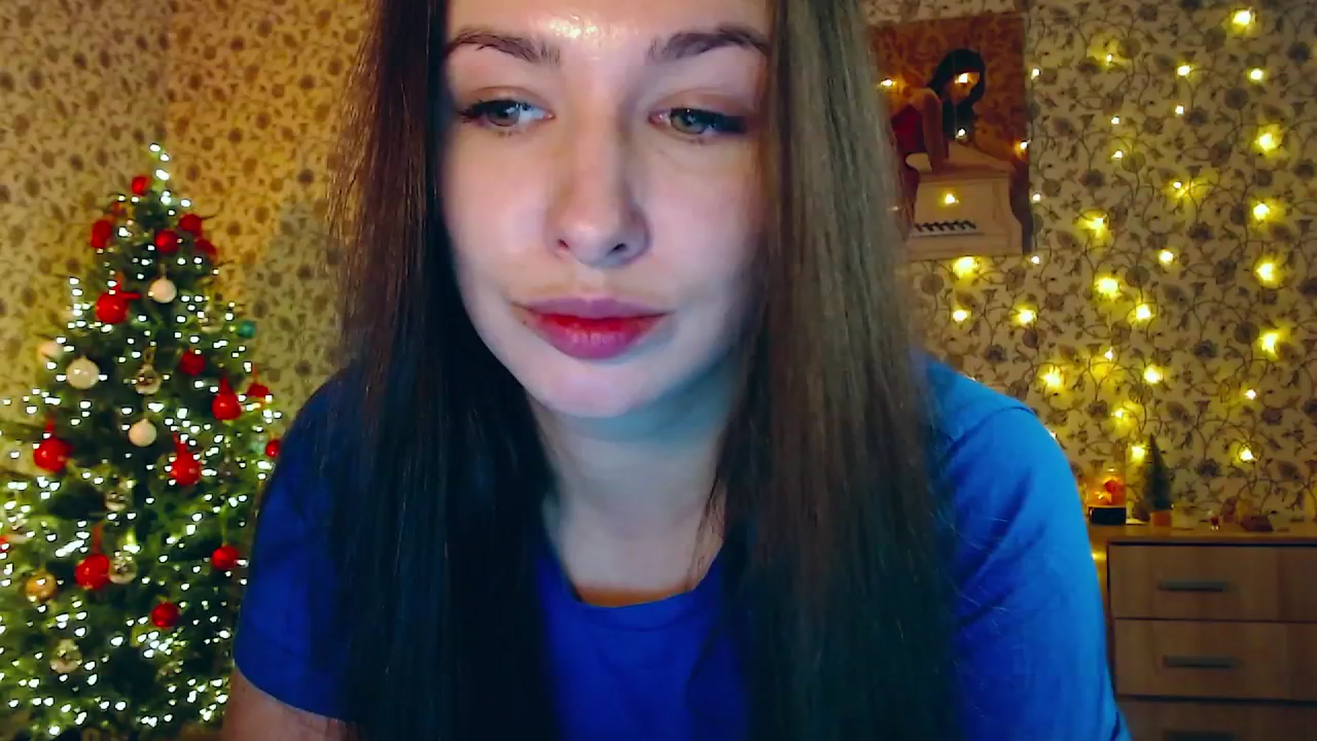 Gallery image thumbnail from RosieRosa's myfreecams stream on, 01/08/2026, 13:37 image 17 of 20