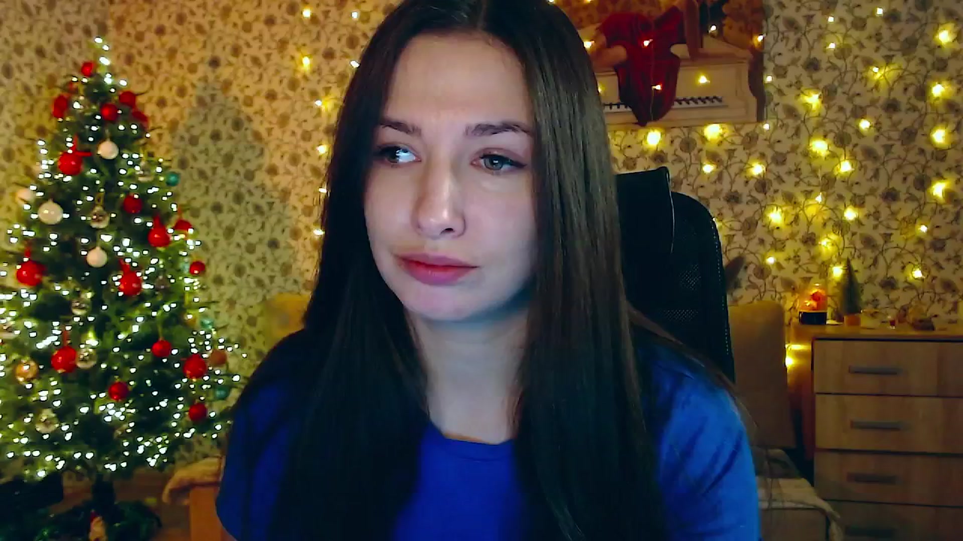 Gallery image thumbnail from RosieRosa's myfreecams stream on, 01/08/2026, 13:37 image 15 of 20