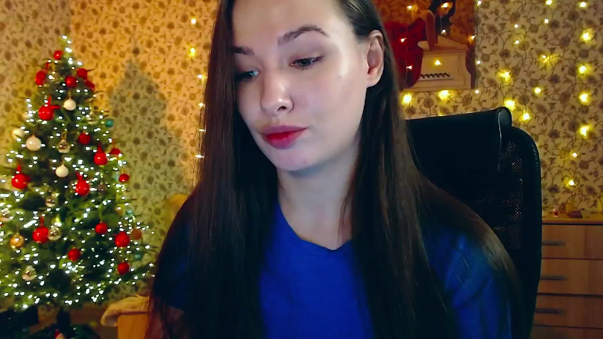 Gallery image thumbnail from RosieRosa's myfreecams stream on, 01/08/2026, 13:37 image 9 of 20