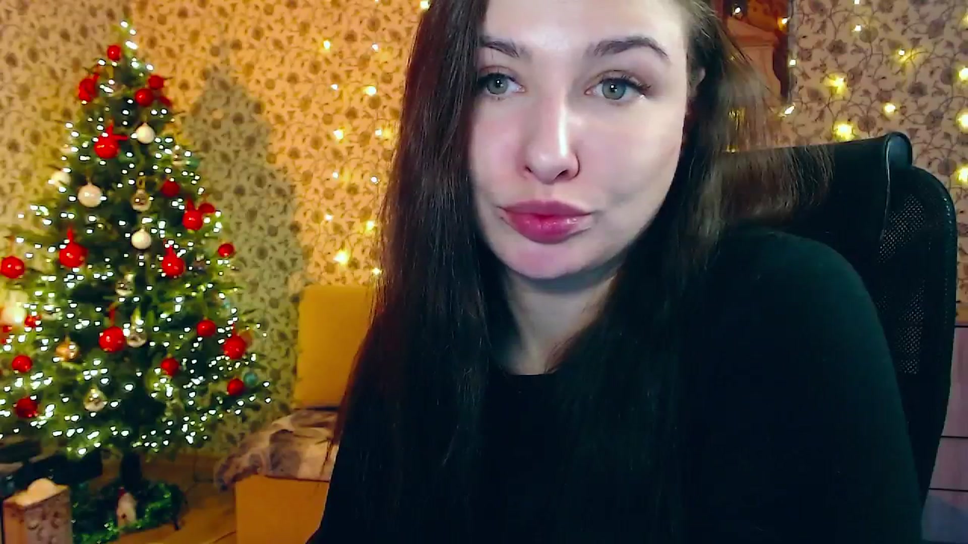 Gallery image thumbnail from RosieRosa's myfreecams stream on, 01/13/2026, 07:30 image 10 of 20