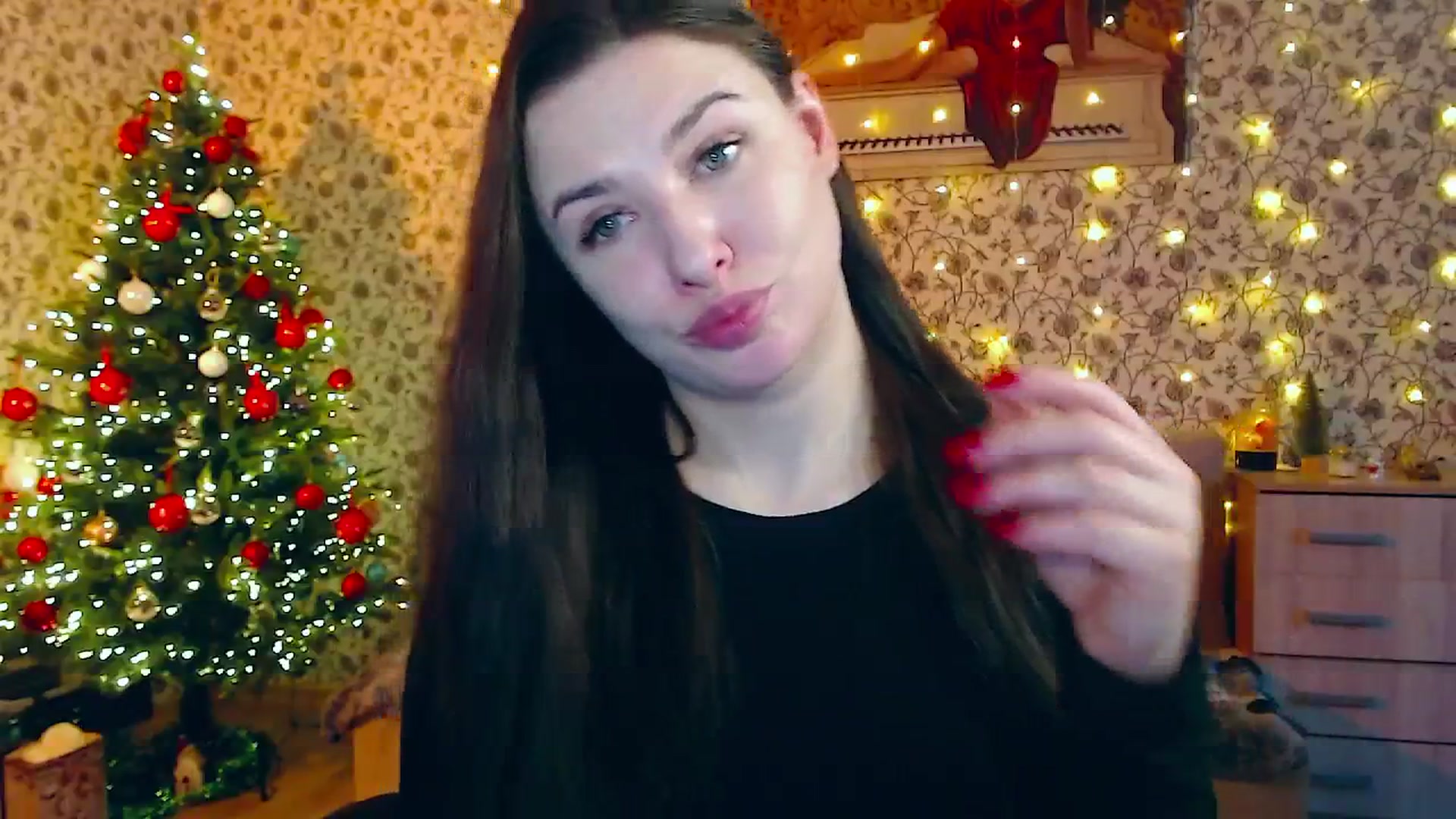Gallery image thumbnail from RosieRosa's myfreecams stream on, 01/13/2026, 07:30 image 15 of 20