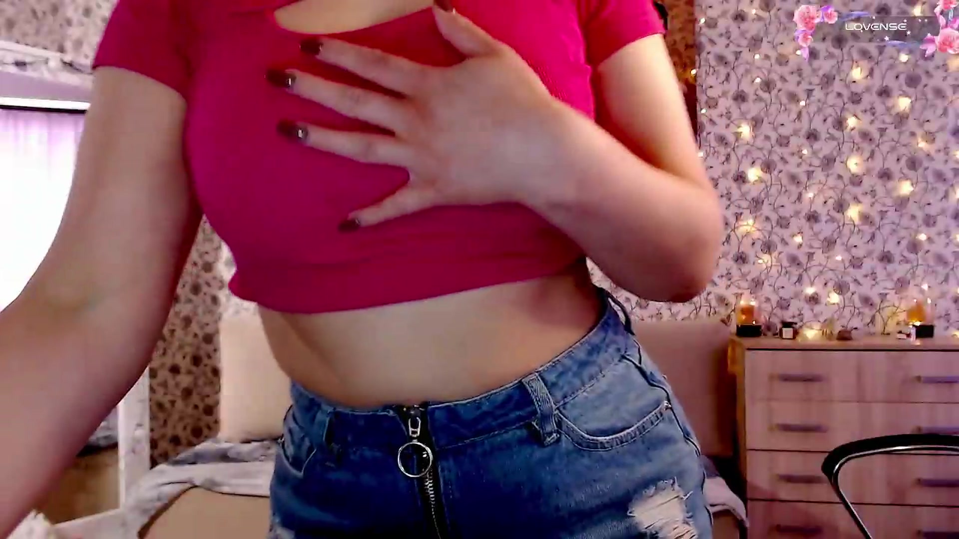 Gallery image thumbnail from RosieRosa's myfreecams stream on, 06/15/2026, 12:01 image 7 of 20