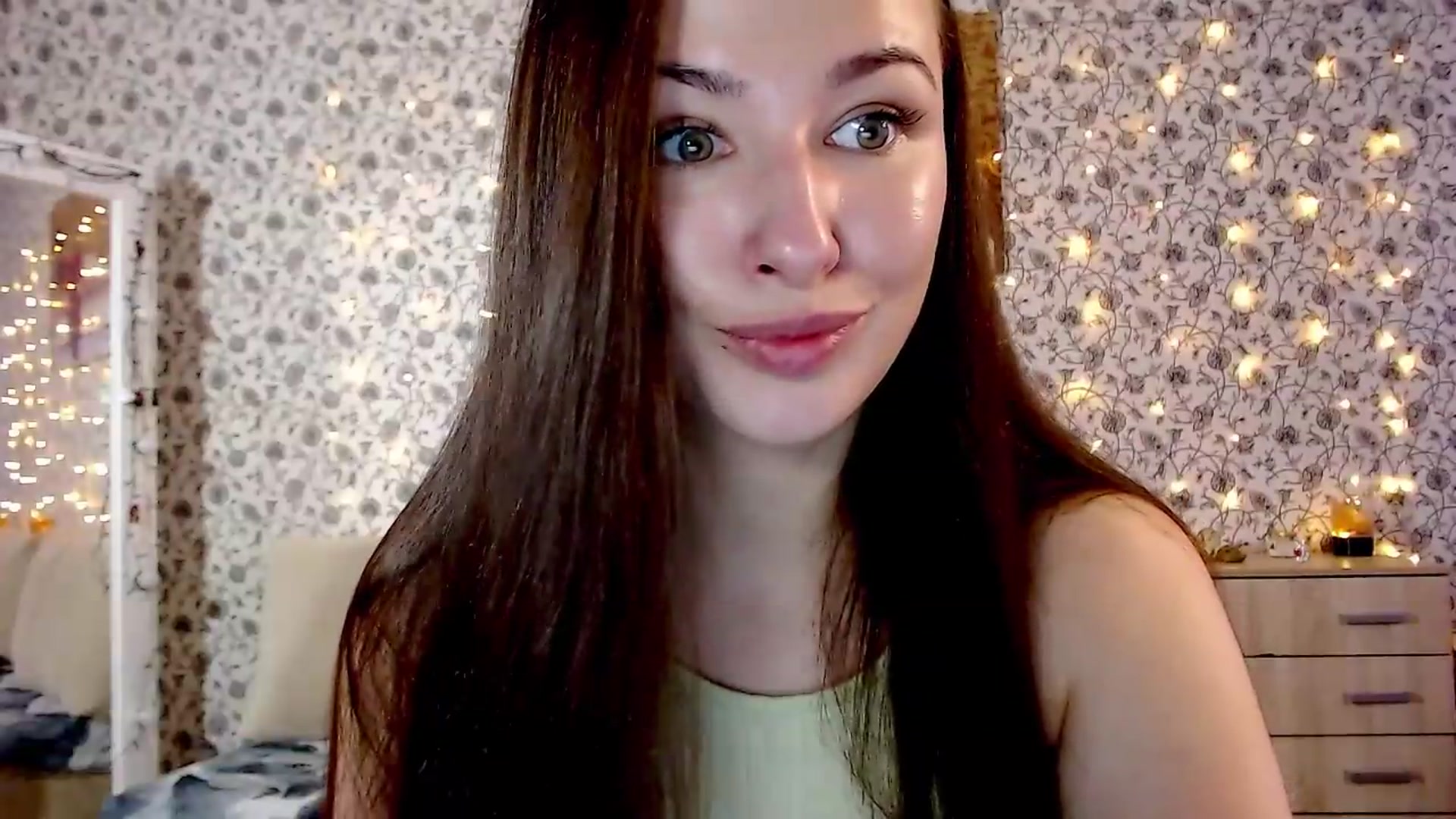 Gallery image thumbnail from RosieRosa's myfreecams stream on, 07/07/2026, 11:16 image 2 of 20