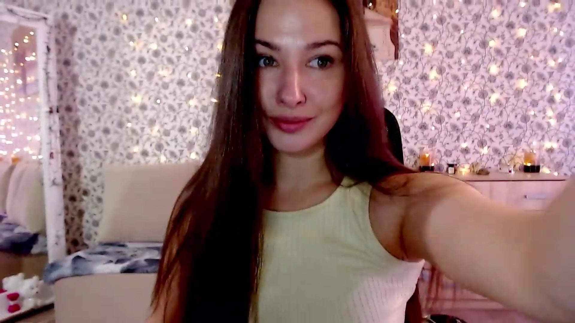 Gallery image thumbnail from RosieRosa's myfreecams stream on, 07/07/2026, 11:16 image 5 of 20