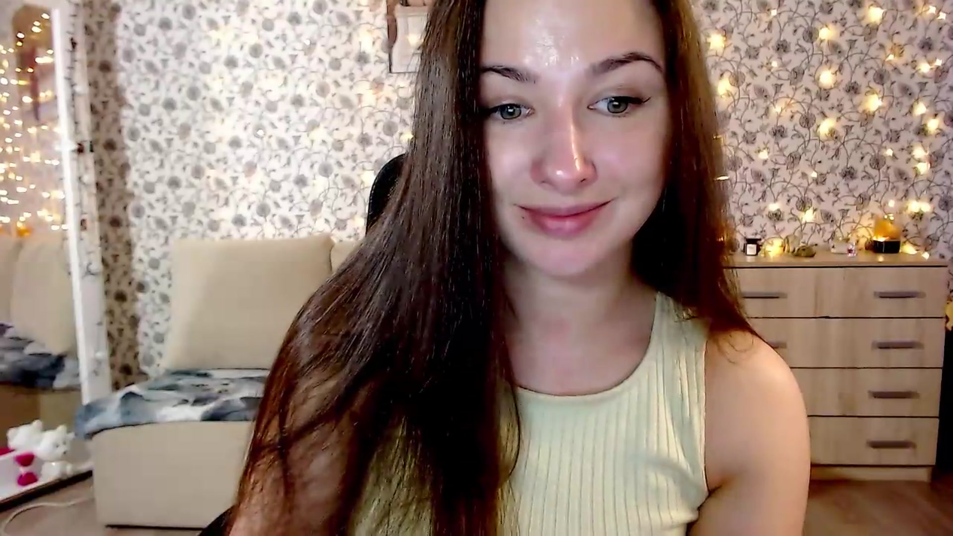 Gallery image thumbnail from RosieRosa's myfreecams stream on, 07/07/2026, 11:16 image 16 of 20